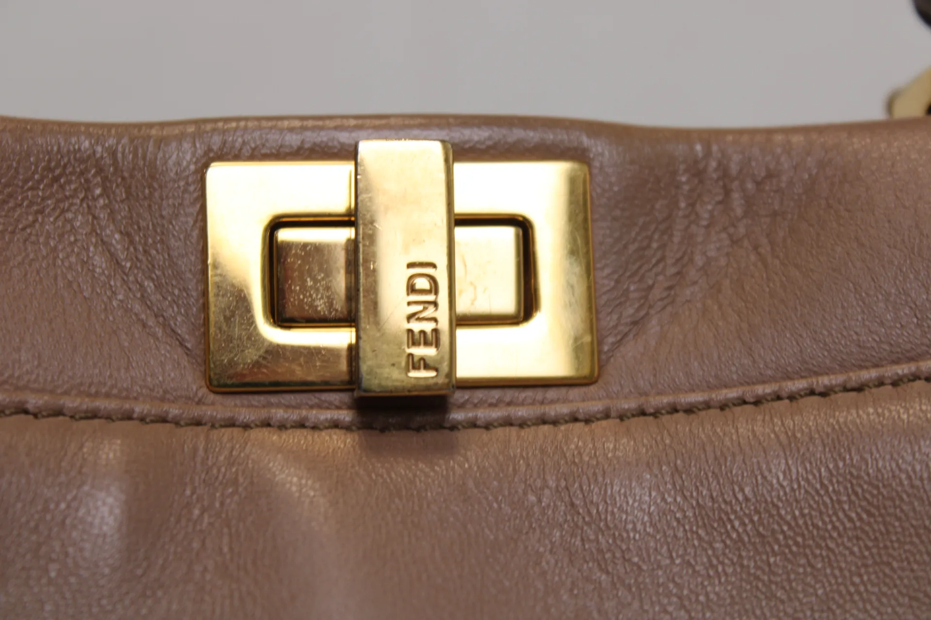 FENDI Peekaboo Mini Sand-Coloured Leather Bag FENDI Peekaboo Mini Sand-Coloured Leather Bag