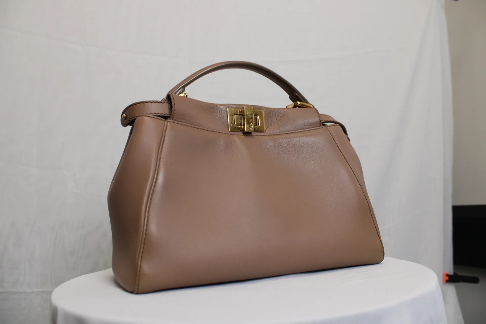 FENDI Peekaboo Mini Sand-Coloured Leather Bag FENDI Peekaboo Mini Sand-Coloured Leather Bag