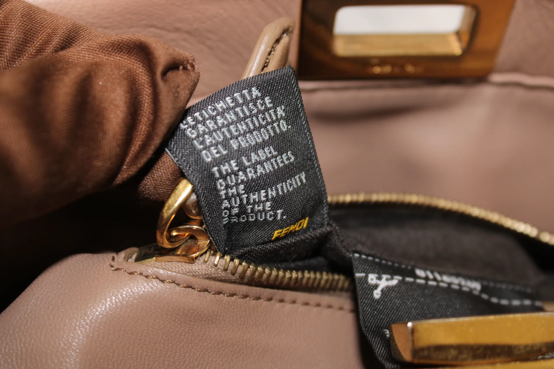 FENDI Peekaboo Mini Sand-Coloured Leather Bag FENDI Peekaboo Mini Sand-Coloured Leather Bag