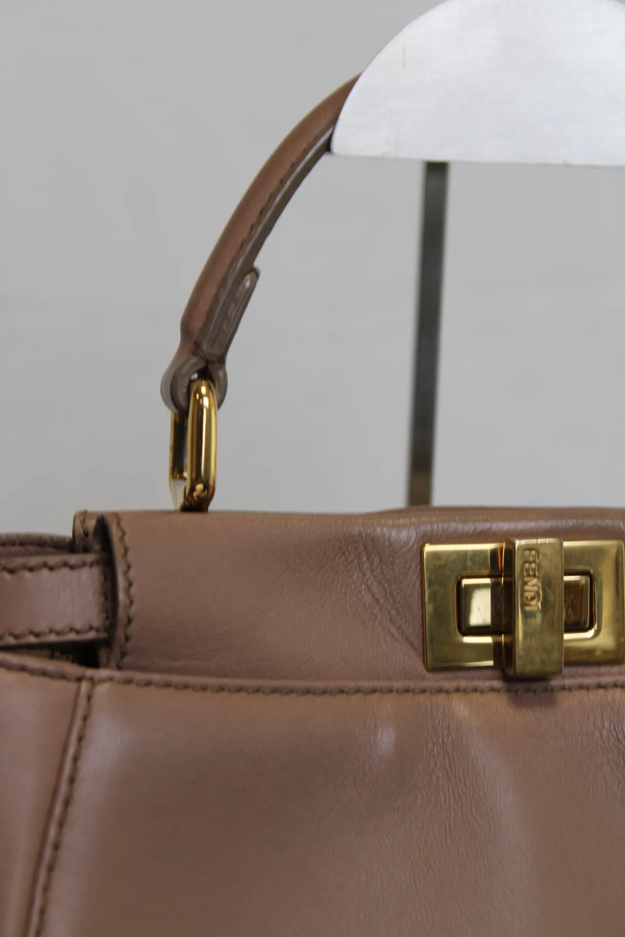 FENDI Peekaboo Mini Sand-Coloured Leather Bag FENDI Peekaboo Mini Sand-Coloured Leather Bag