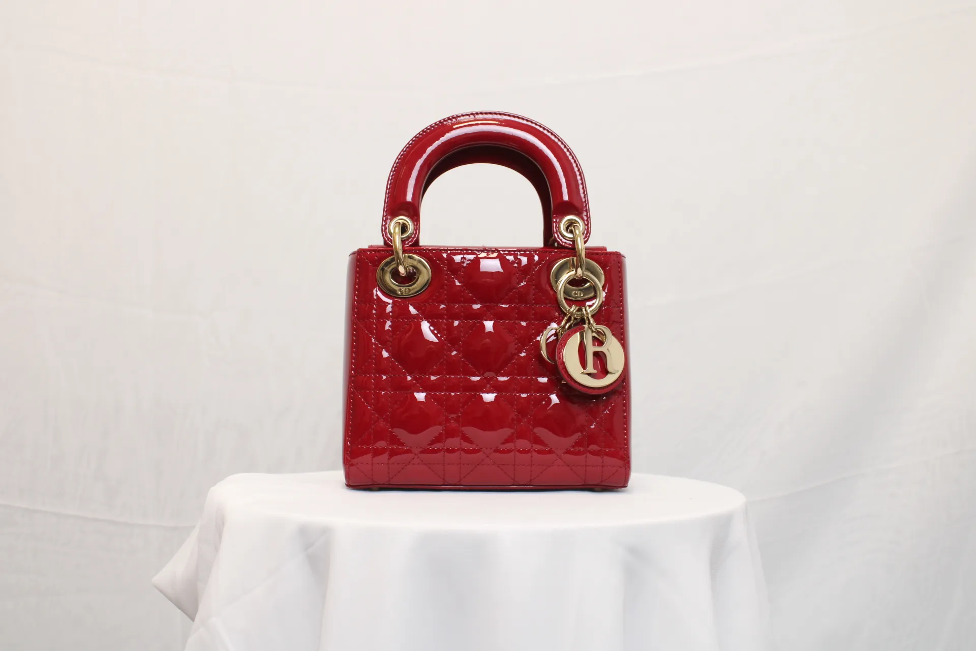 DIOR Mini Lady Dior Lady Mini Bag Cherry Red Patent Leather DIOR Mini Lady Dior Lady Mini Bag Cherry Red Patent Leather