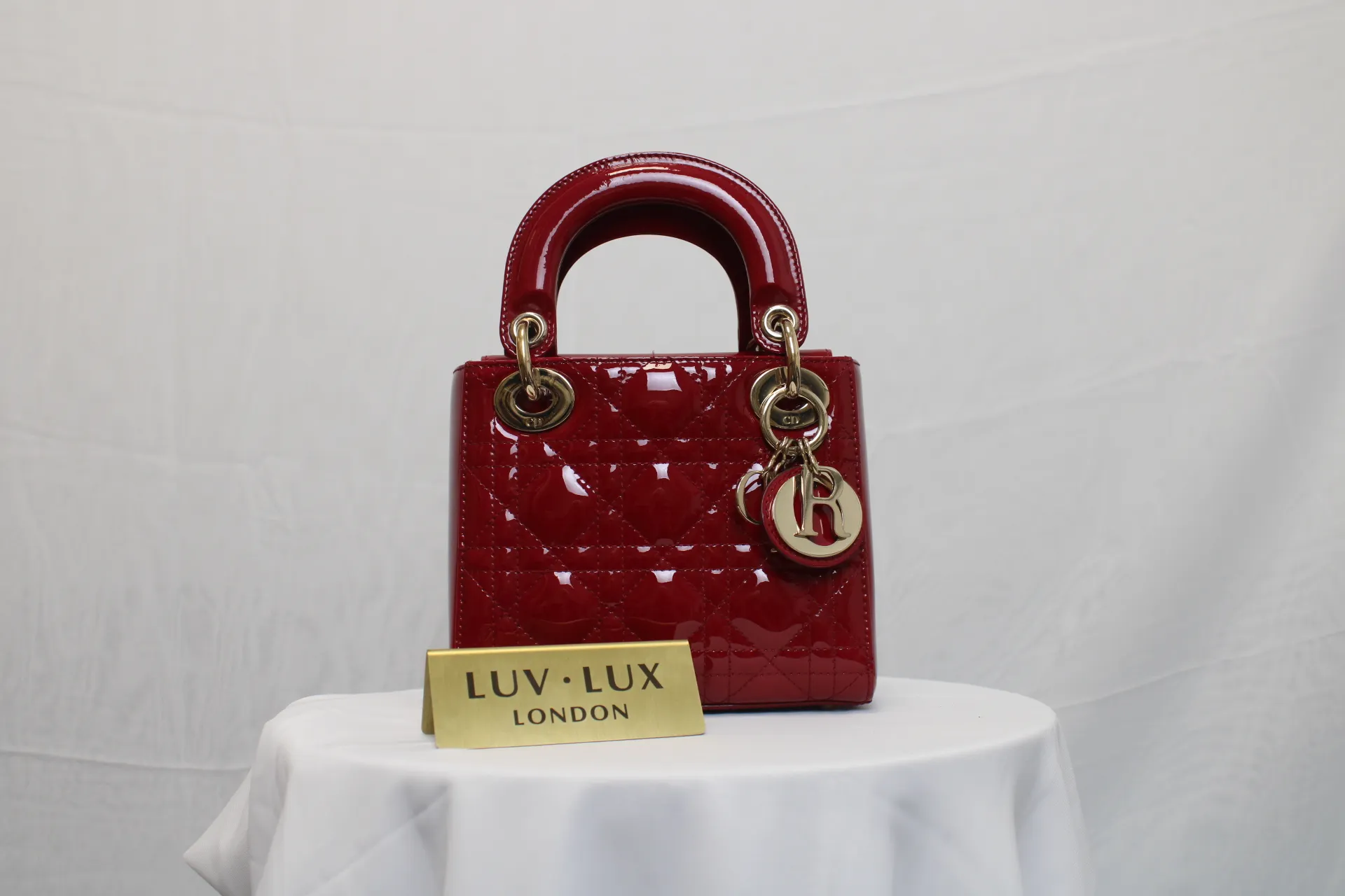 DIOR Mini Lady Dior Lady Mini Bag Cherry Red Patent Leather DIOR Mini Lady Dior Lady Mini Bag Cherry Red Patent Leather