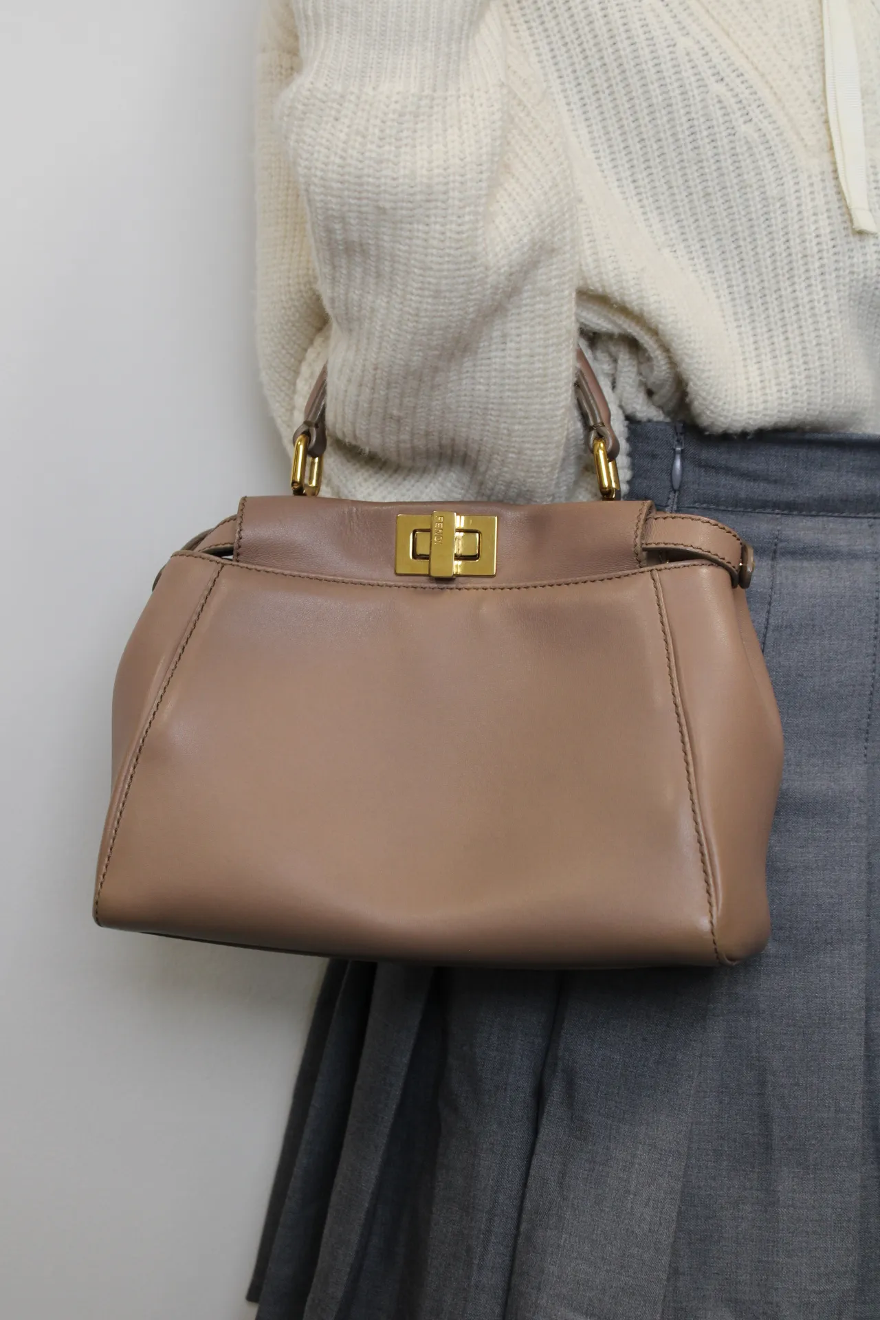 FENDI Peekaboo Mini Sand-Coloured Leather Bag FENDI Peekaboo Mini Sand-Coloured Leather Bag