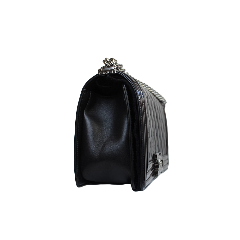 CHANEL Black / Brown Patent Medium Boy Bag CHANEL Black / Brown Patent Medium Boy Bag