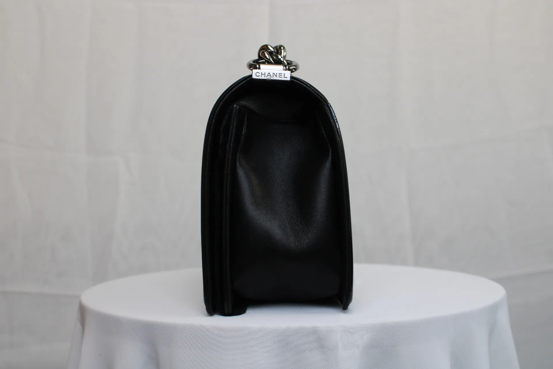 CHANEL Black / Brown Patent Medium Boy Bag CHANEL Black / Brown Patent Medium Boy Bag