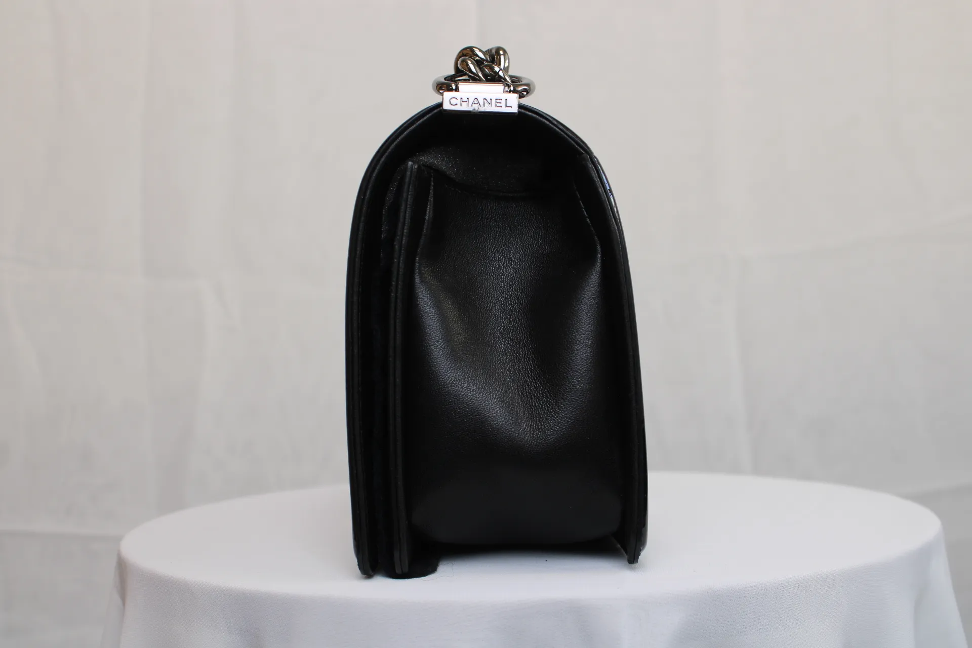 CHANEL Black / Brown Patent Medium Boy Bag CHANEL Black / Brown Patent Medium Boy Bag