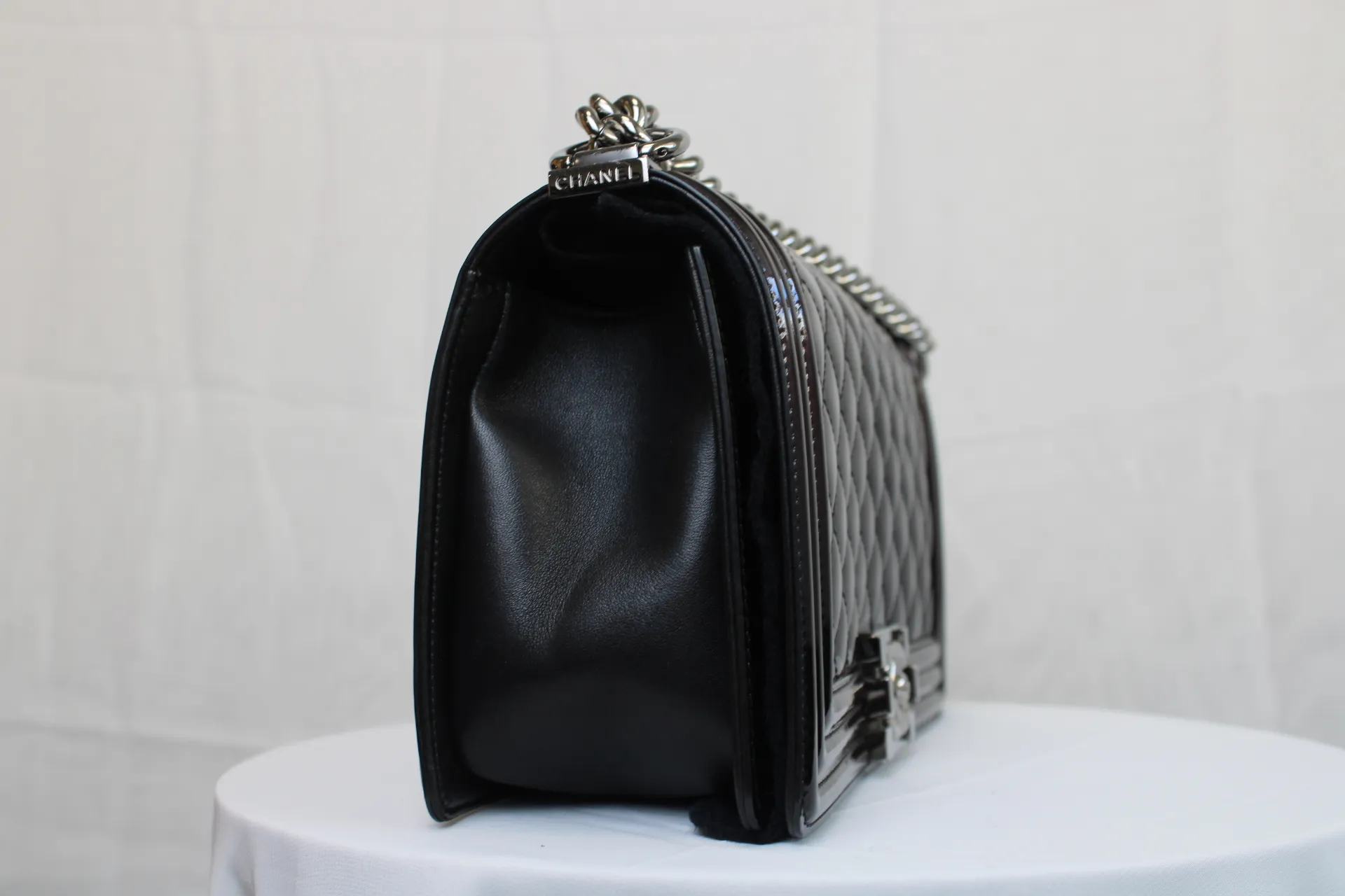 CHANEL Black / Brown Patent Medium Boy Bag CHANEL Black / Brown Patent Medium Boy Bag