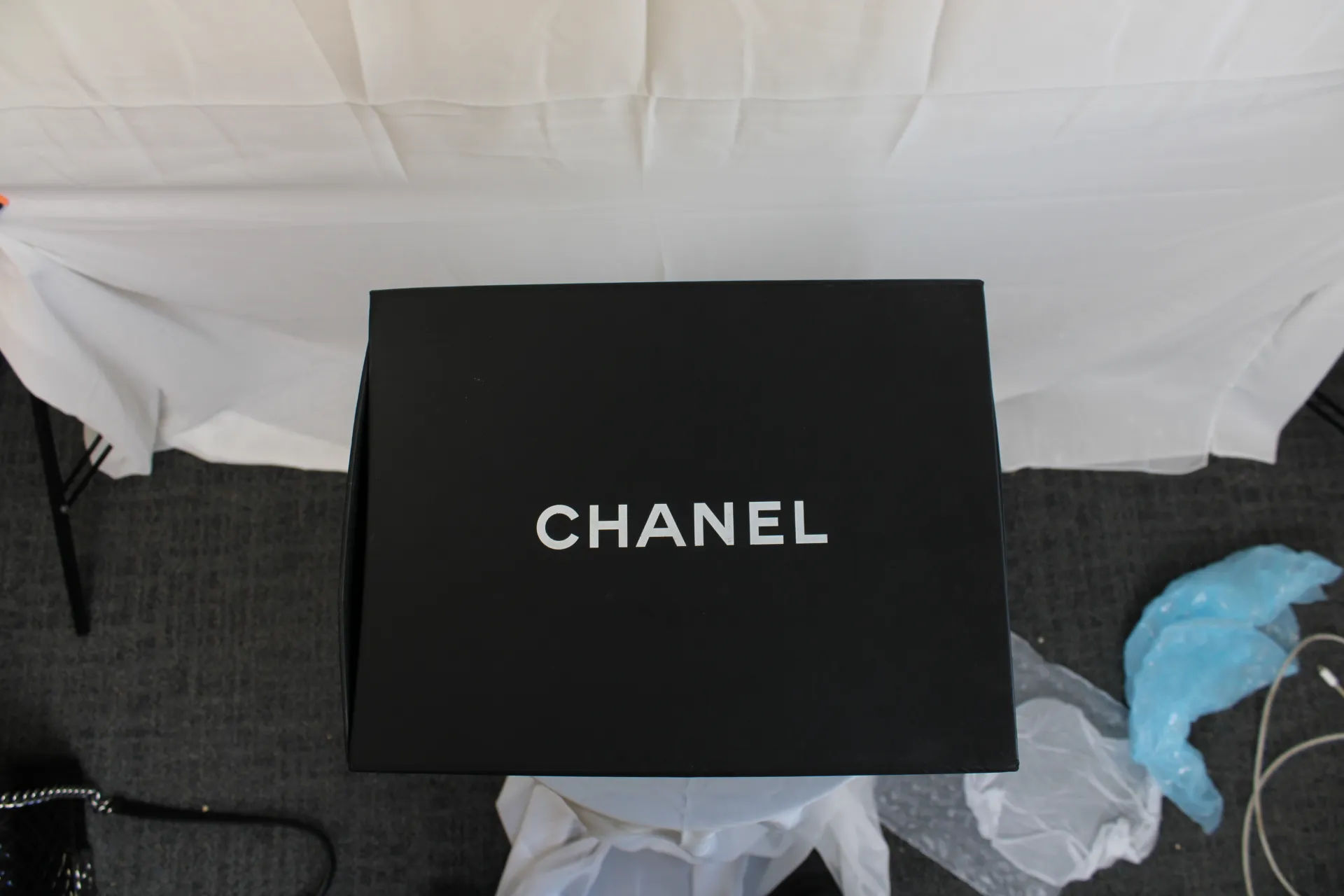 CHANEL Black / Brown Patent Medium Boy Bag CHANEL Black / Brown Patent Medium Boy Bag