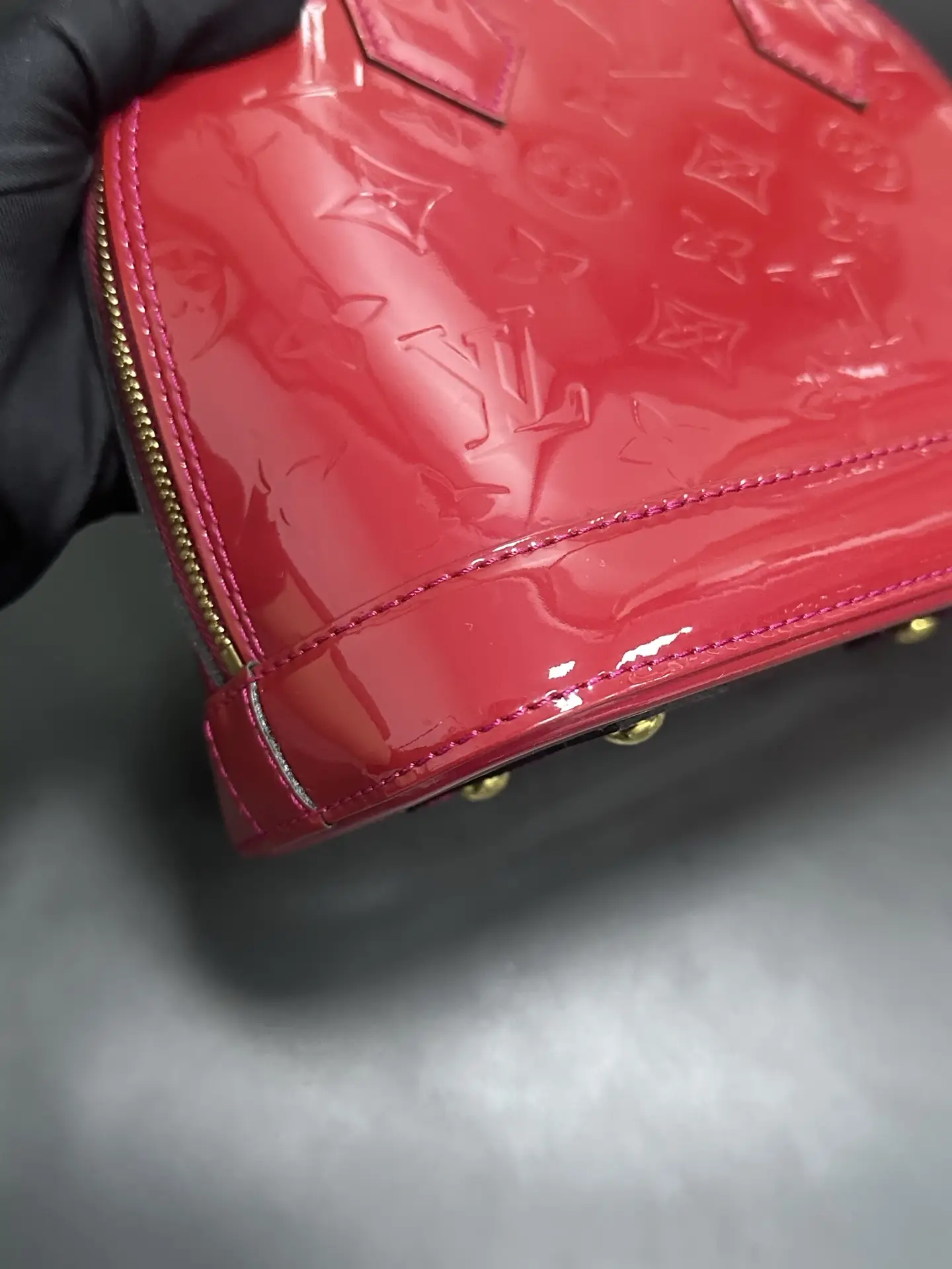 LOUIS VUITTON Alma BB Bag LOUIS VUITTON Alma BB Bag