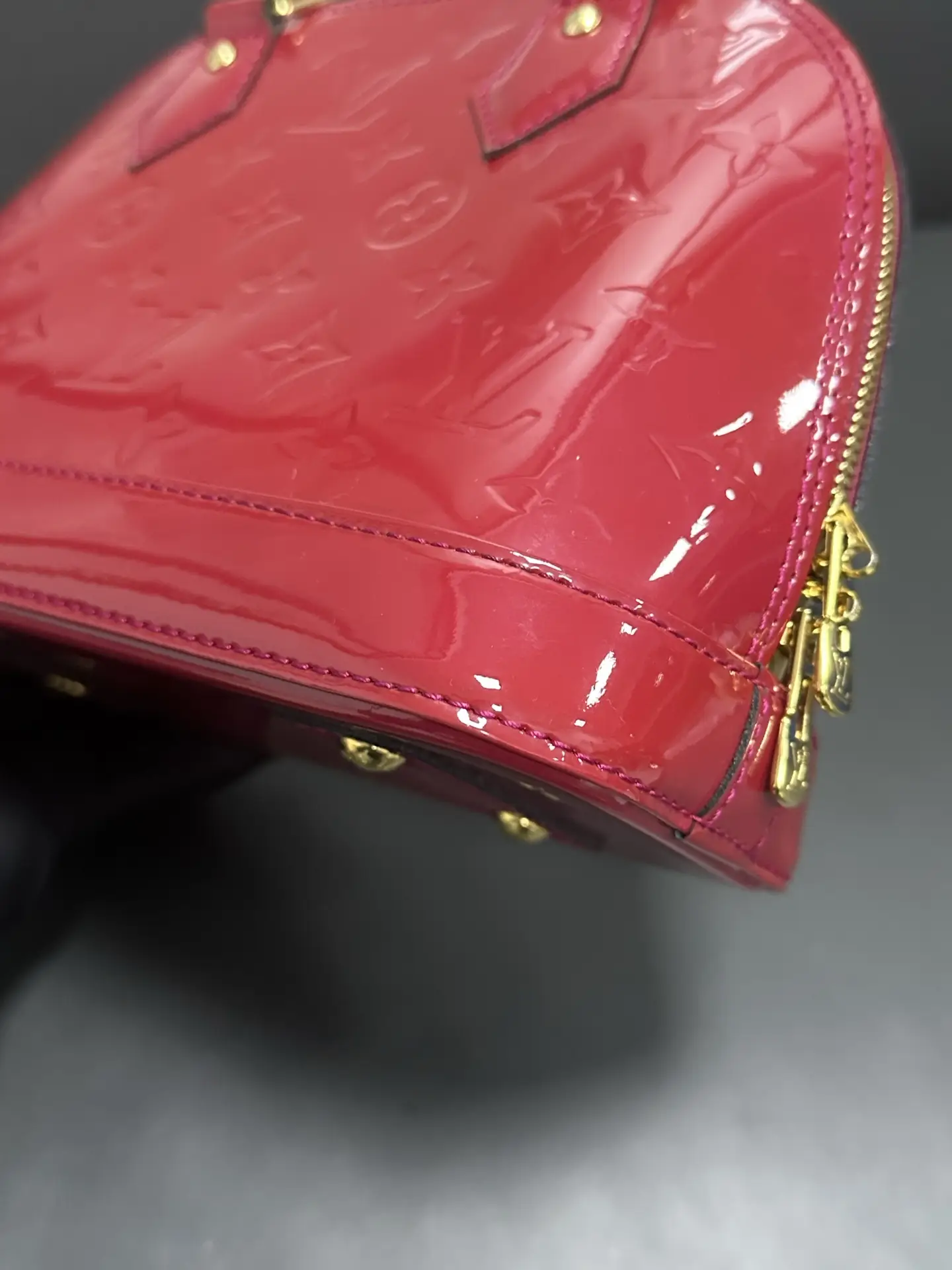 LOUIS VUITTON Alma BB Bag LOUIS VUITTON Alma BB Bag