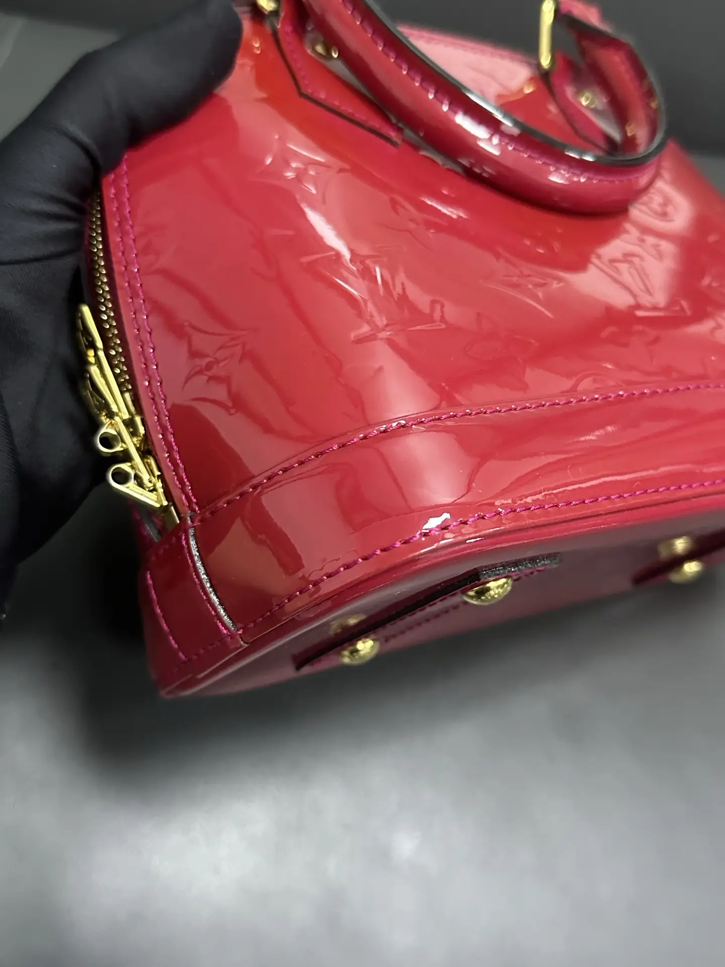 LOUIS VUITTON Alma BB Bag LOUIS VUITTON Alma BB Bag