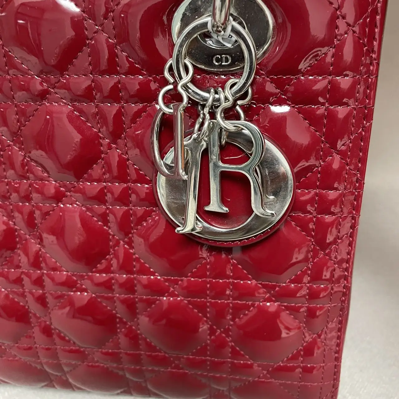 DIOR Medium Lady Dior Bag Cherry Red Patent Cannage Calfskin DIOR Medium Lady Dior Bag Cherry Red Patent Cannage Calfskin