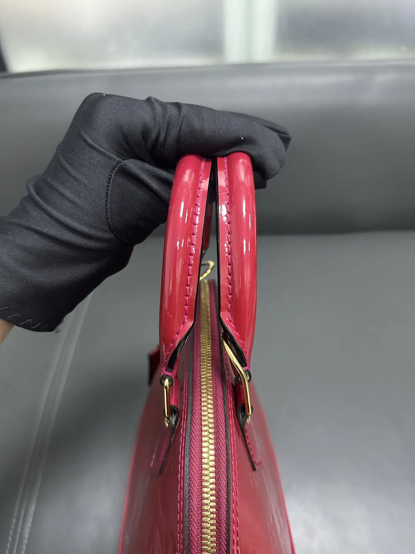 LOUIS VUITTON Alma BB Bag LOUIS VUITTON Alma BB Bag