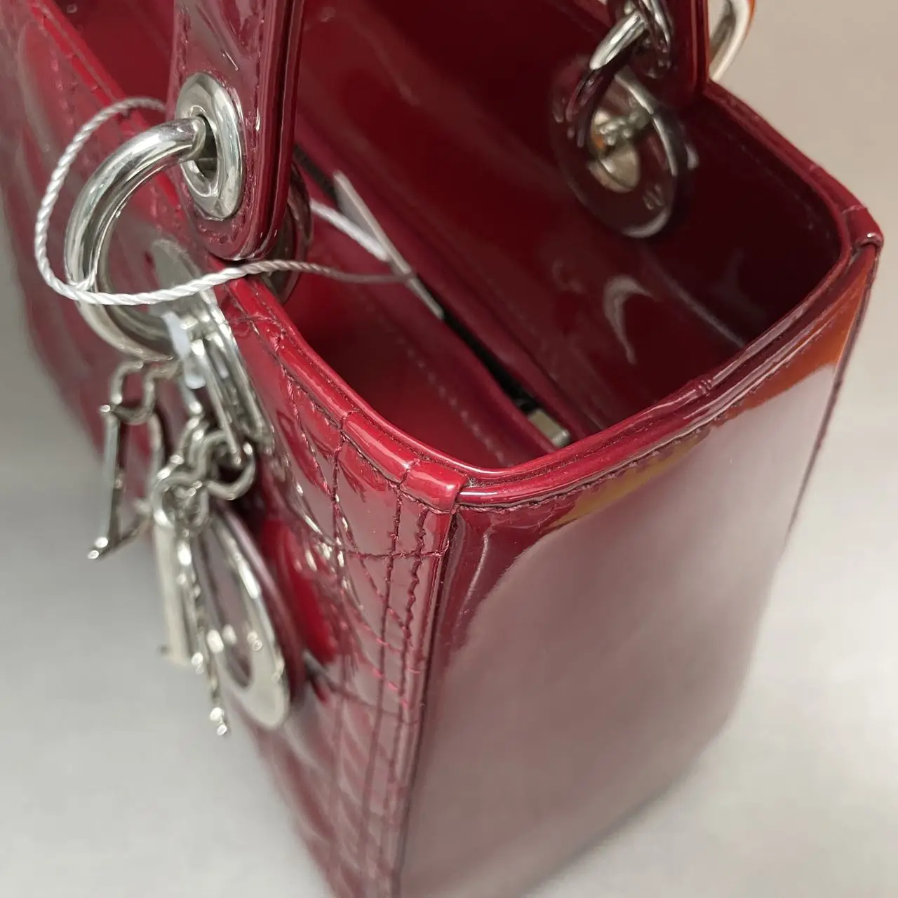 DIOR Medium Lady Dior Bag Cherry Red Patent Cannage Calfskin DIOR Medium Lady Dior Bag Cherry Red Patent Cannage Calfskin