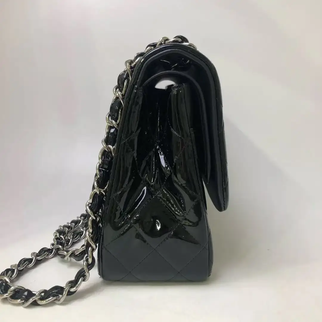 CHANEL Black Jumbo / Large Classic Flap Bag Patent Leather Handbag CHANEL Black Jumbo / Large Classic Flap Bag Patent Leather Handbag