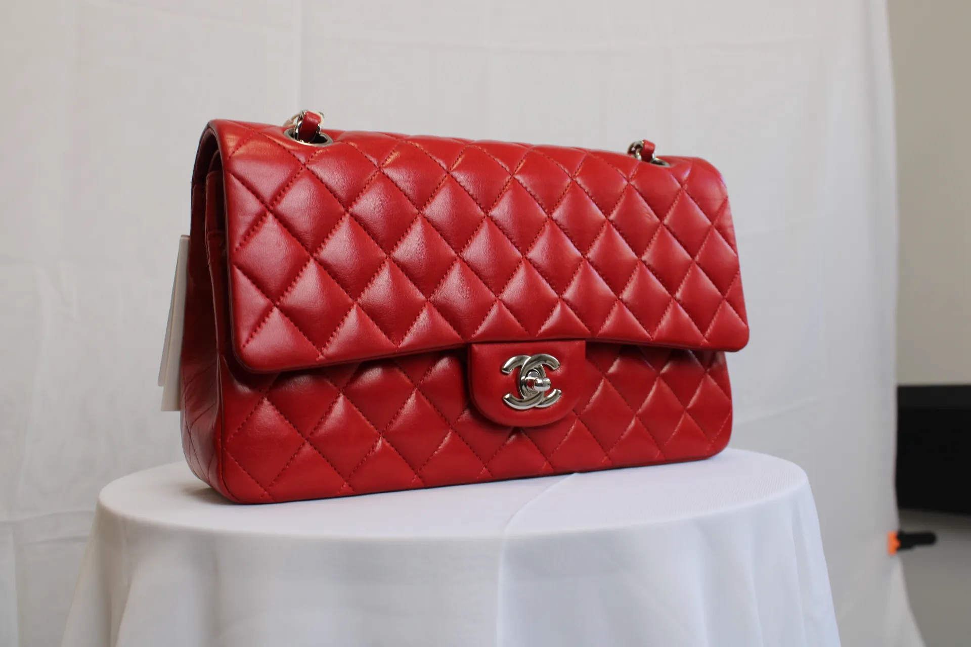 CHANEL 11.22 Classic Flap Handbag Medium Red Lambskin CHANEL 11.22 Classic Flap Handbag Medium Red Lambskin