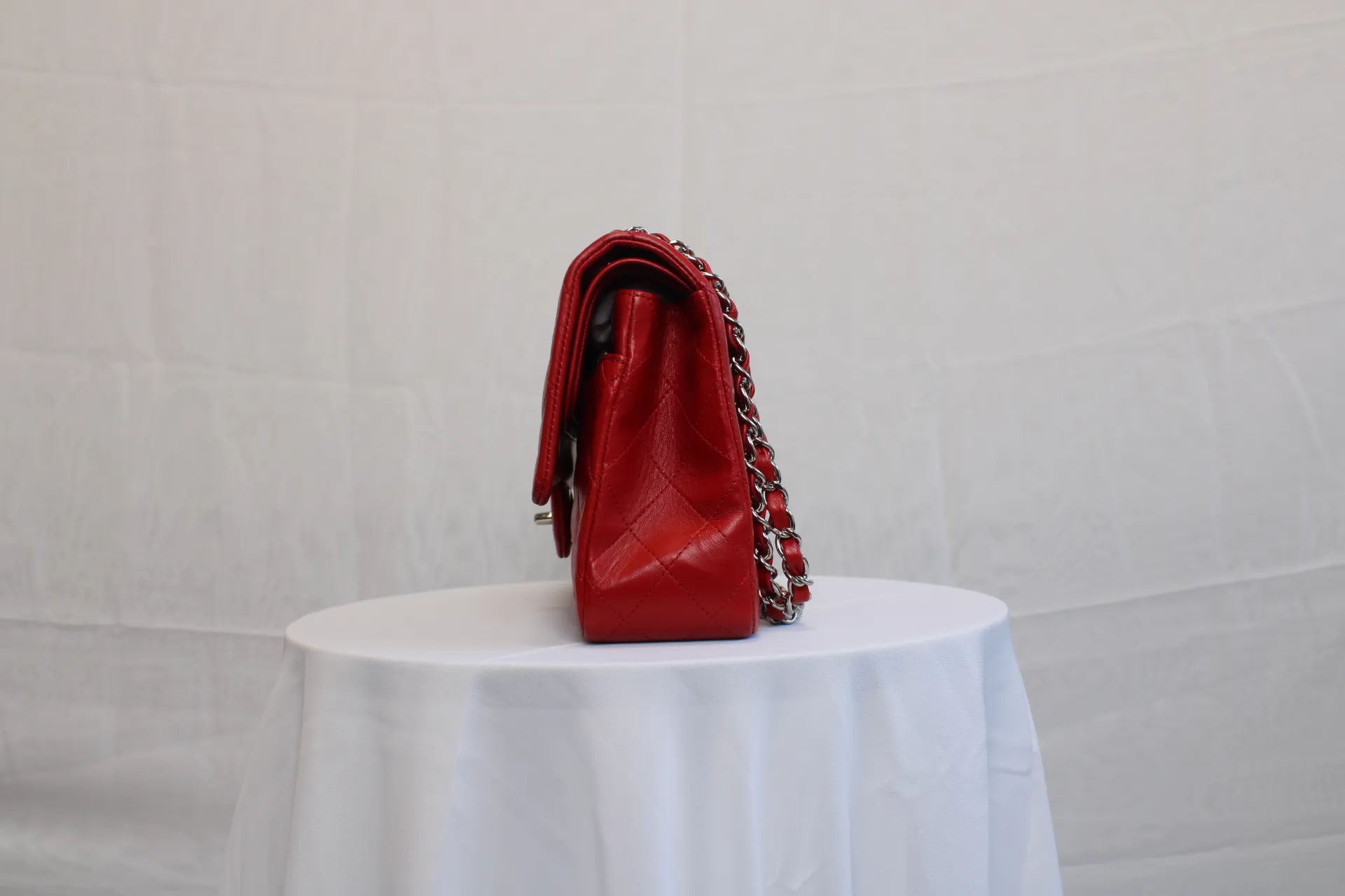 CHANEL 11.22 Classic Flap Handbag Medium Red Lambskin CHANEL 11.22 Classic Flap Handbag Medium Red Lambskin