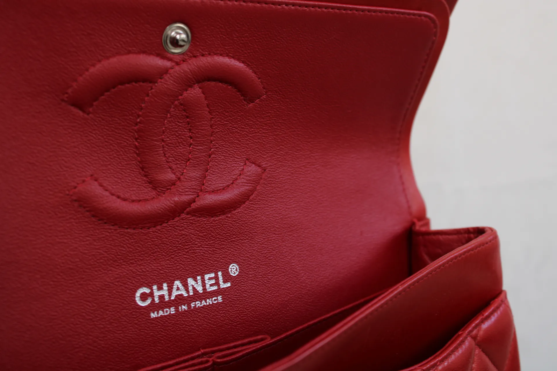 CHANEL 11.22 Classic Flap Handbag Medium Red Lambskin CHANEL 11.22 Classic Flap Handbag Medium Red Lambskin