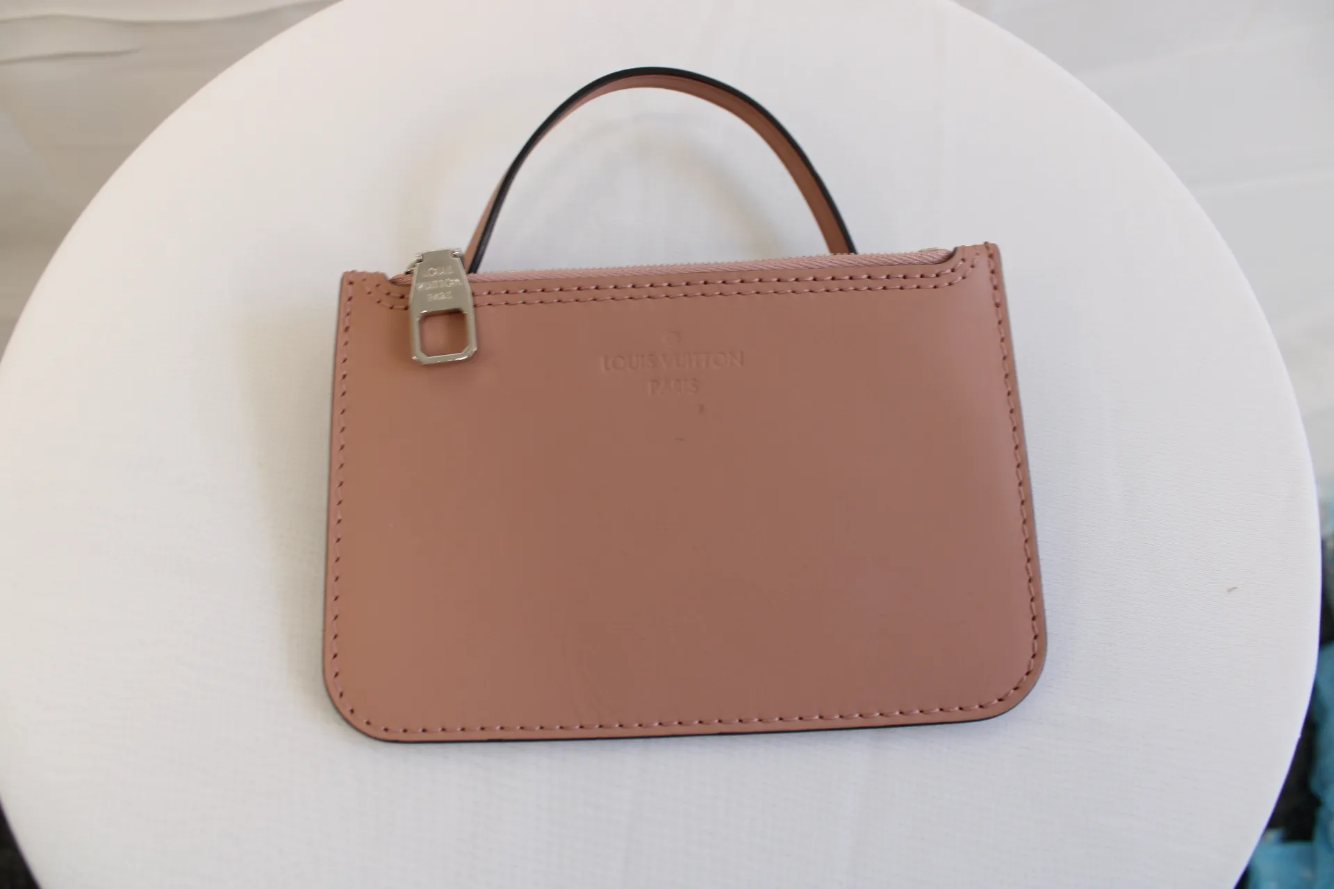 LOUIS VUITTON Hina PM Bag LOUIS VUITTON Hina PM Bag