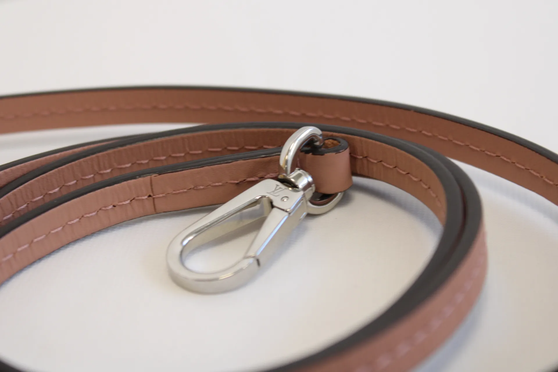 LOUIS VUITTON Hina PM Bag LOUIS VUITTON Hina PM Bag