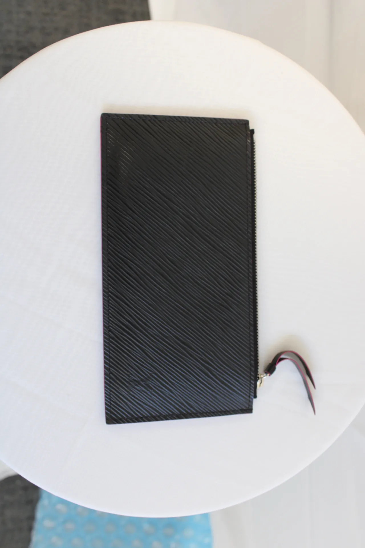 LOUIS VUITTON Epi Monogram Pochette Felicie Black Shoulder Bag LOUIS VUITTON Epi Monogram Pochette Felicie Black Shoulder Bag