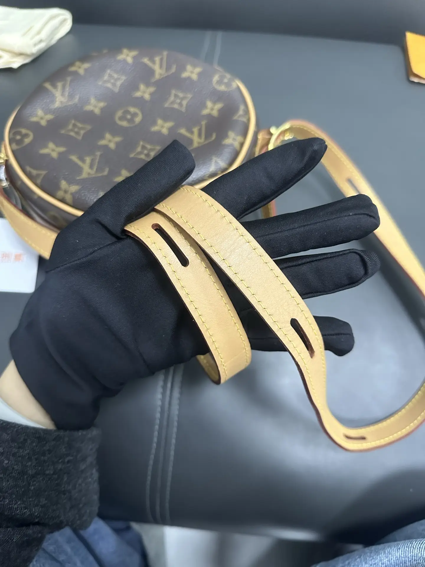 Louis Vuitton Brown Monogram Canvas Boite Chapeau Souple PM Shoulder Bag Louis Vuitton Brown Monogram Canvas Boite Chapeau Souple PM Shoulder Bag