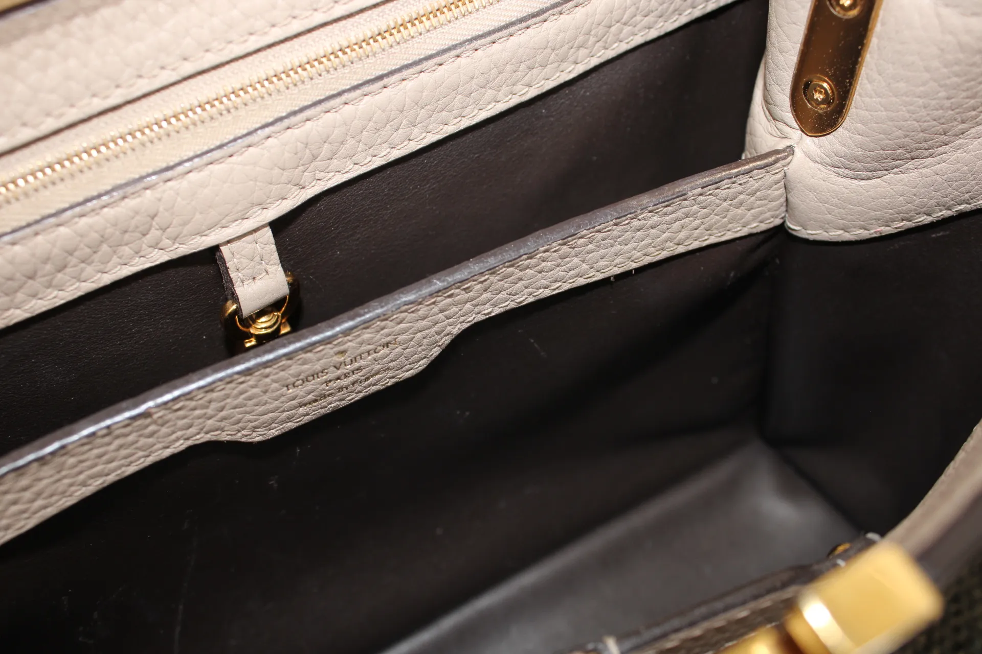 Louis Vuttion Capucines MM Louis Vuttion Capucines MM