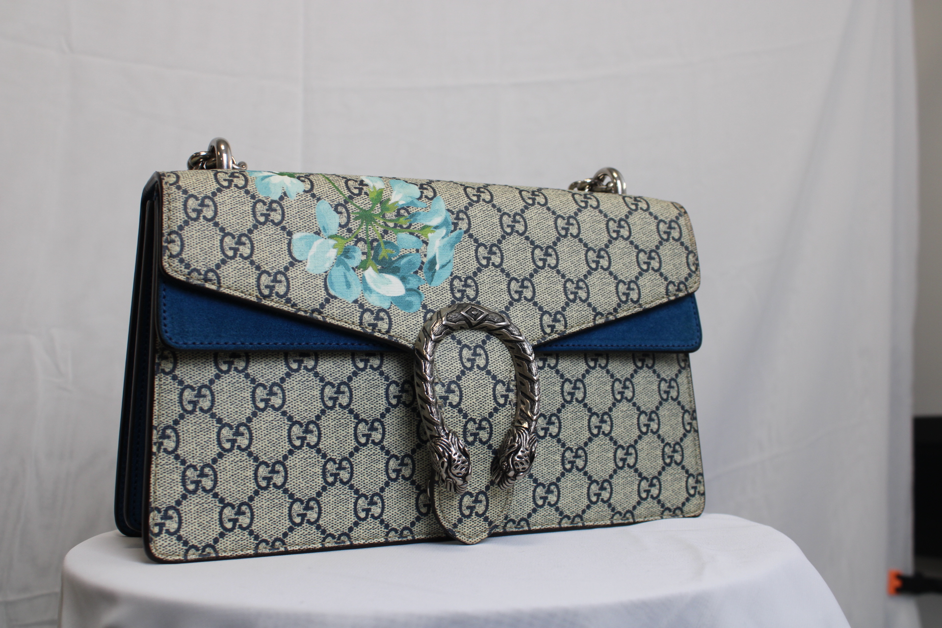 GUCCI Dionysus GG Superme Blooms Shoulder Bag Special Colour Limited Edition GUCCI Dionysus GG Superme Blooms Shoulder Bag Special Colour Limited Edition