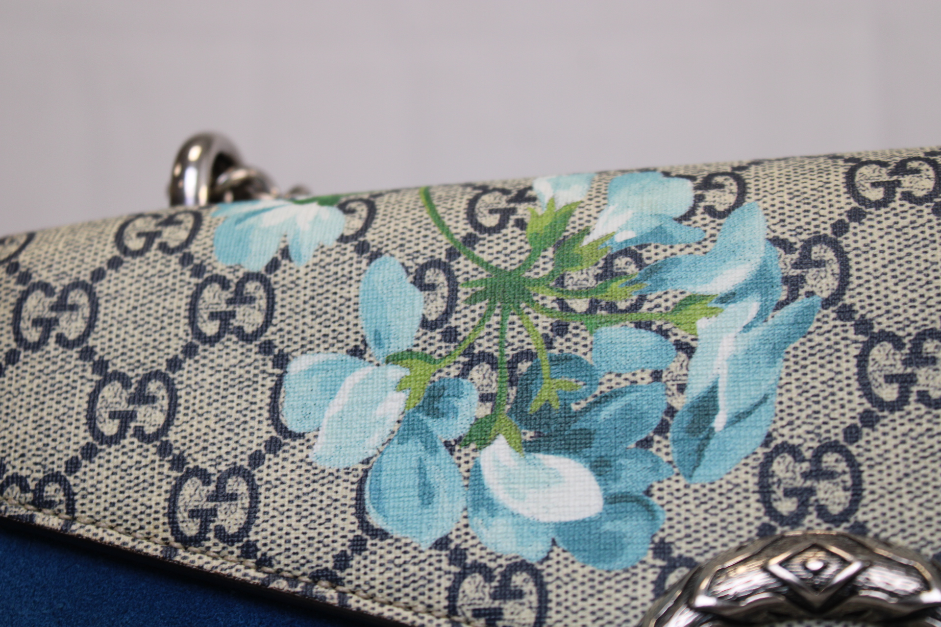 GUCCI Dionysus GG Superme Blooms Shoulder Bag Special Colour Limited Edition GUCCI Dionysus GG Superme Blooms Shoulder Bag Special Colour Limited Edition