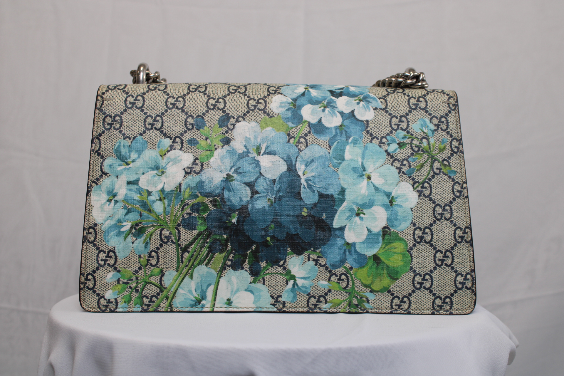 GUCCI Dionysus GG Superme Blooms Shoulder Bag Special Colour Limited Edition GUCCI Dionysus GG Superme Blooms Shoulder Bag Special Colour Limited Edition