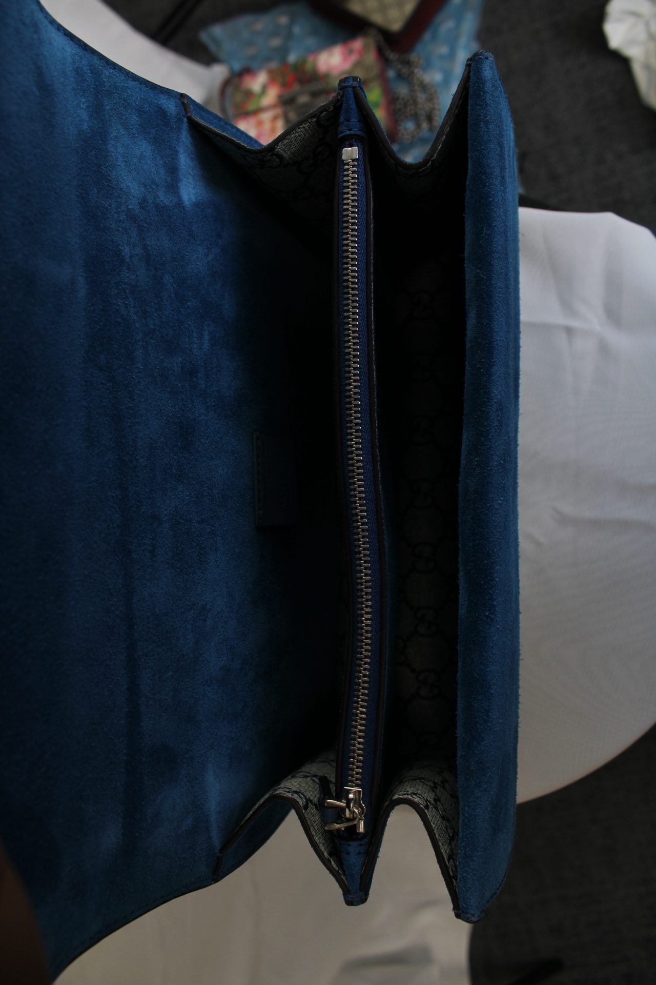 GUCCI Dionysus GG Superme Blooms Shoulder Bag Special Colour Limited Edition GUCCI Dionysus GG Superme Blooms Shoulder Bag Special Colour Limited Edition