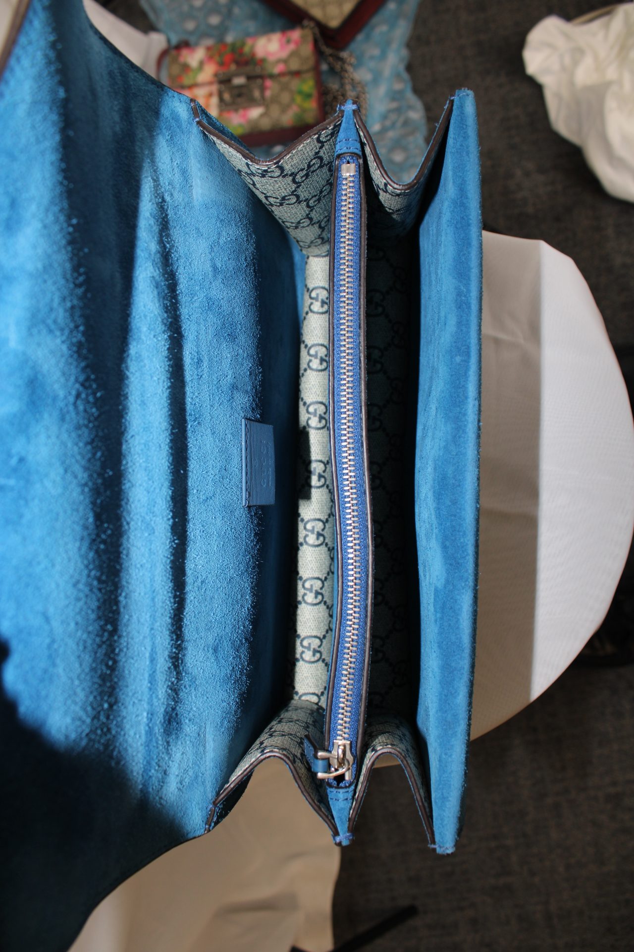 GUCCI Dionysus GG Superme Blooms Shoulder Bag Special Colour Limited Edition GUCCI Dionysus GG Superme Blooms Shoulder Bag Special Colour Limited Edition