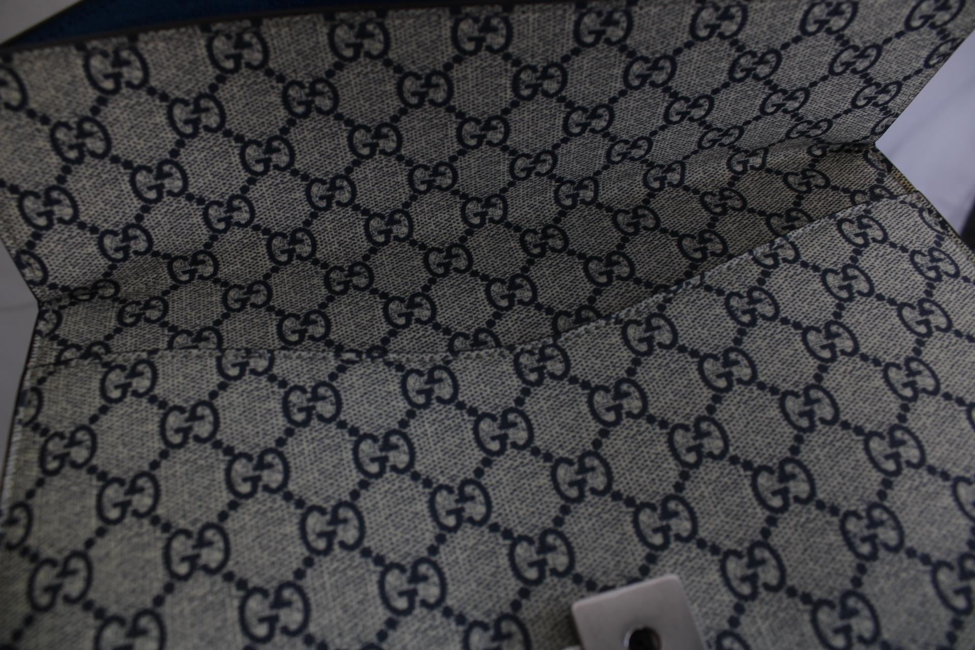 GUCCI Dionysus GG Superme Blooms Shoulder Bag Special Colour Limited Edition GUCCI Dionysus GG Superme Blooms Shoulder Bag Special Colour Limited Edition