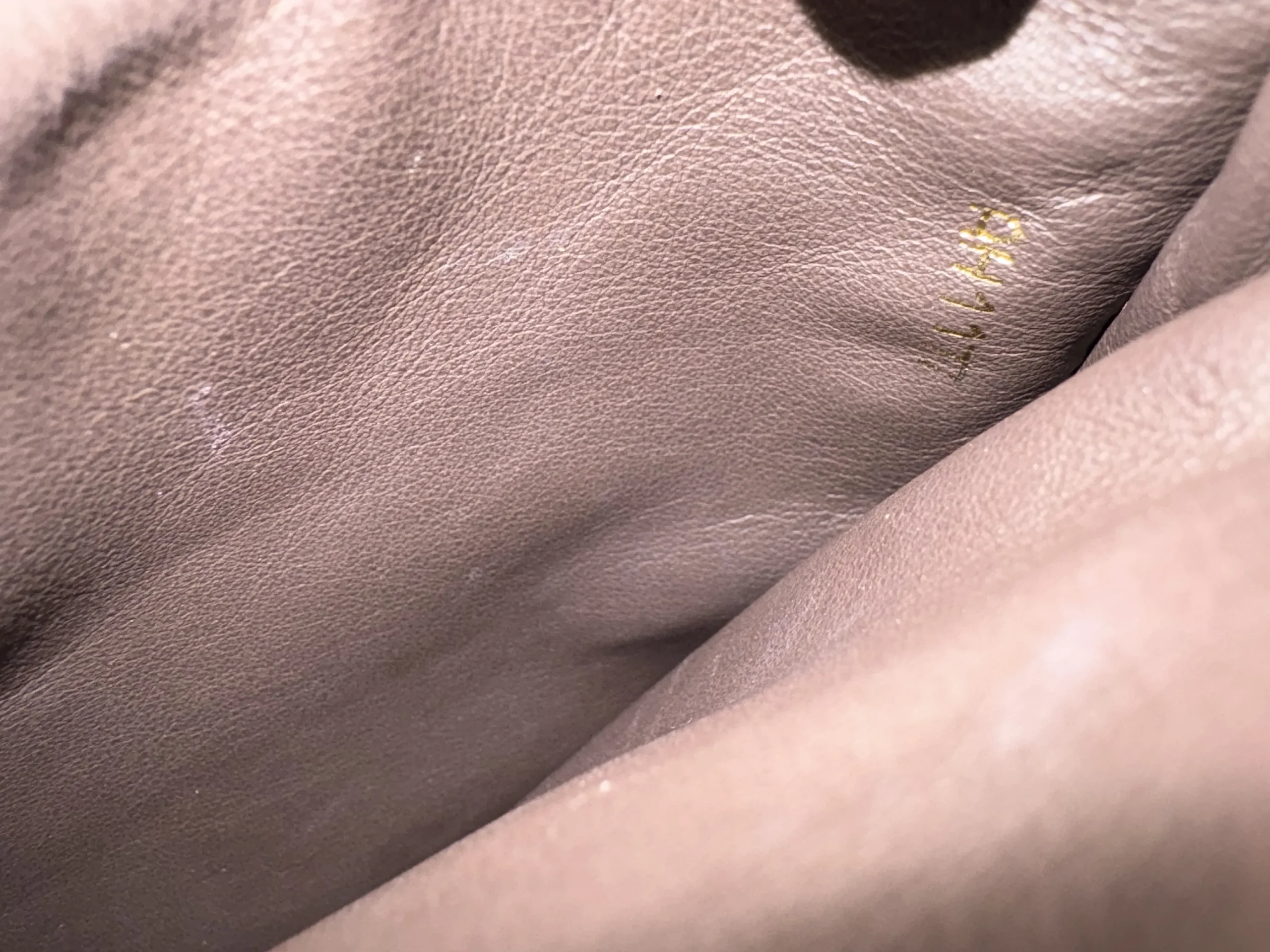 Louis Vuttion Capucines MM Louis Vuttion Capucines MM