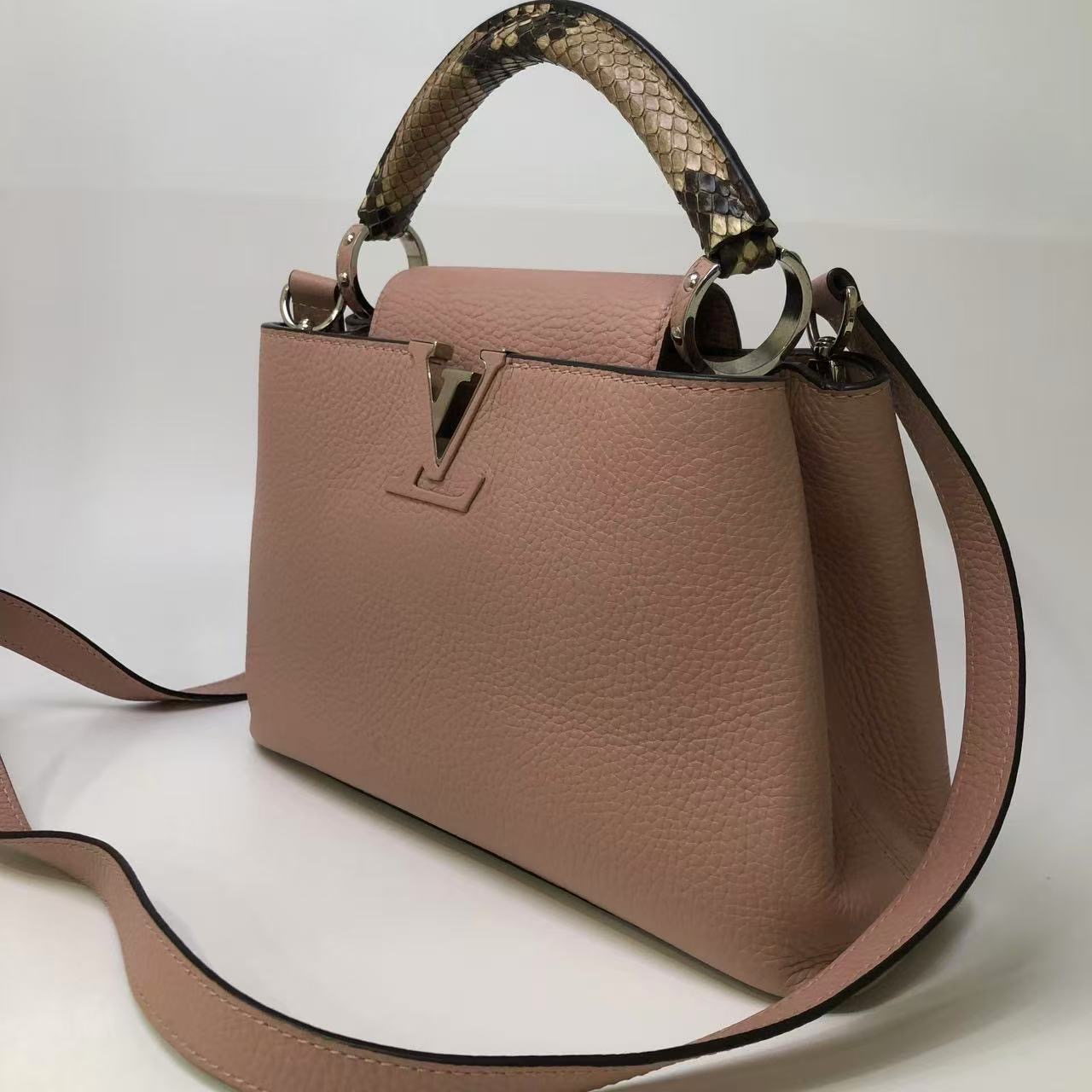 Louis Vuitton Capucines MM Pink Gelato & Python Top Handle Louis Vuitton Capucines MM Pink Gelato & Python Top Handle