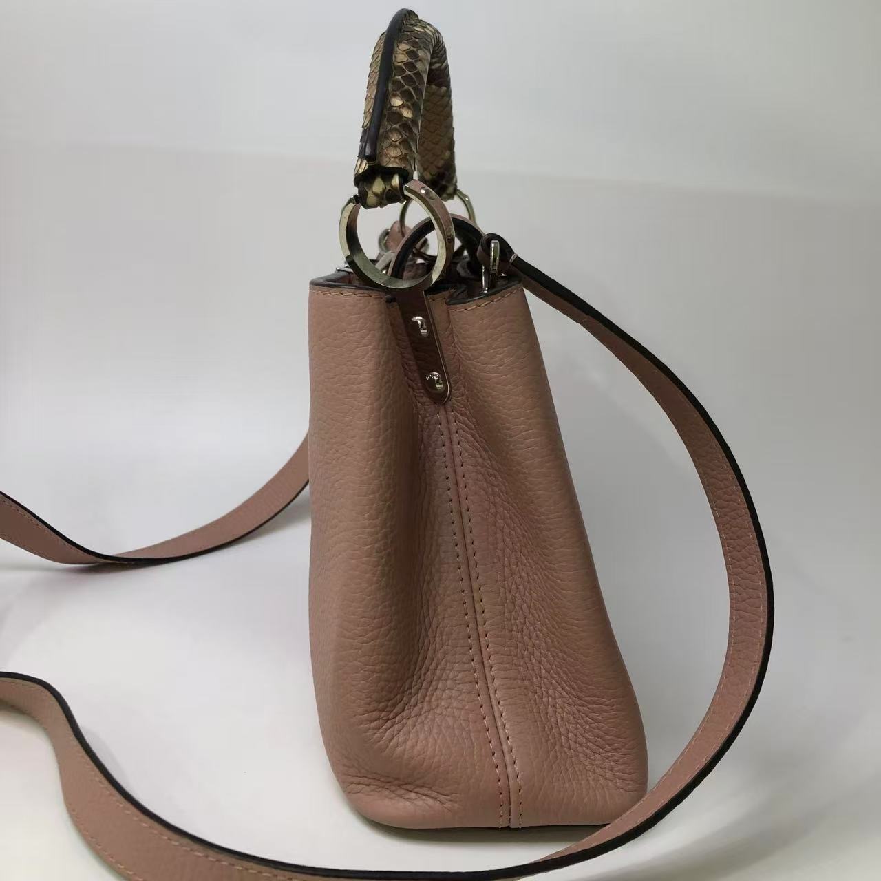 Louis Vuitton Capucines MM Pink Gelato & Python Top Handle Louis Vuitton Capucines MM Pink Gelato & Python Top Handle