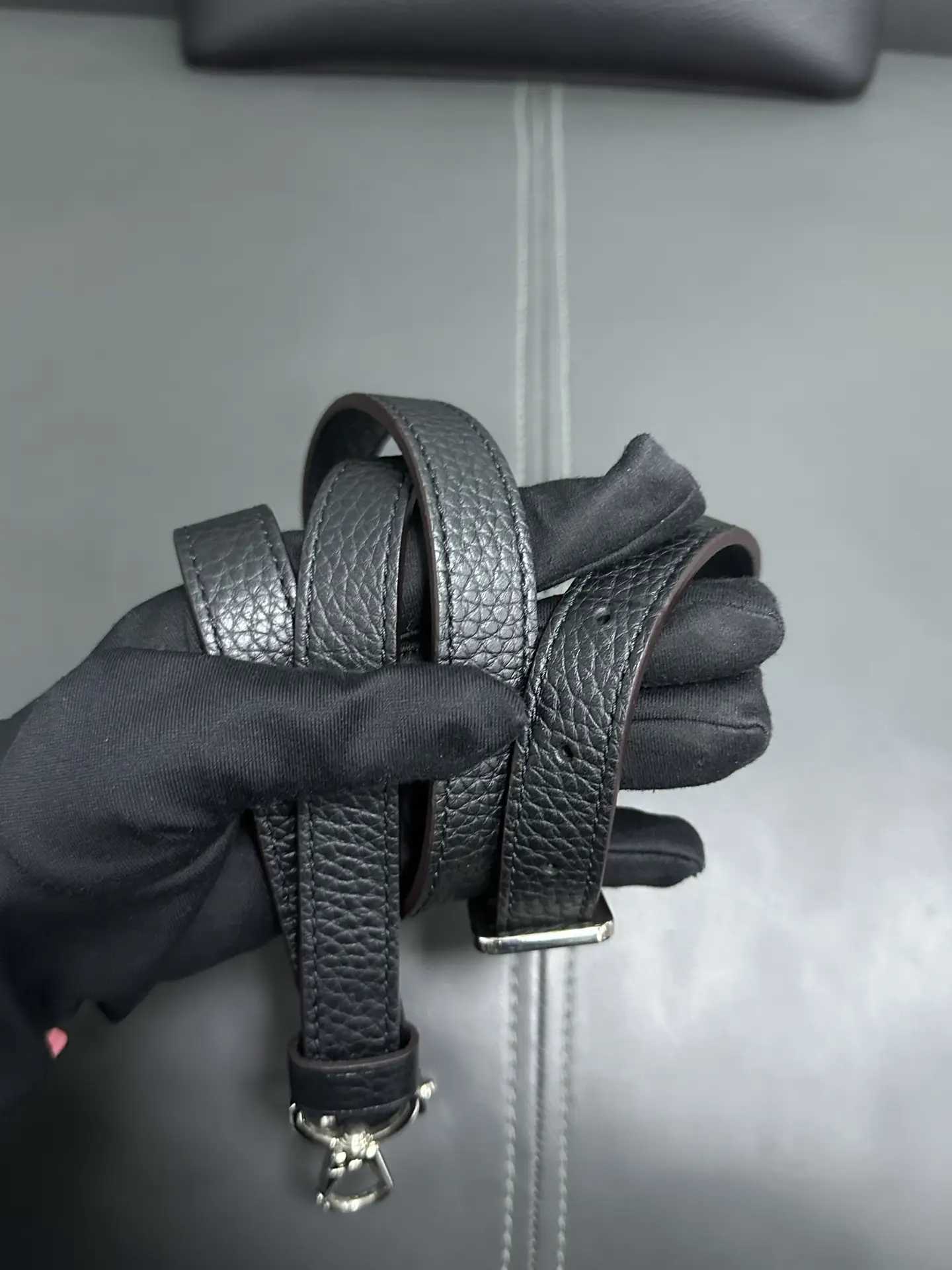 Louis Vuitton Capucines MM Black Leather & Python Top Handle Limited Edition Louis Vuitton Capucines MM Black Leather & Python Top Handle Limited Edition