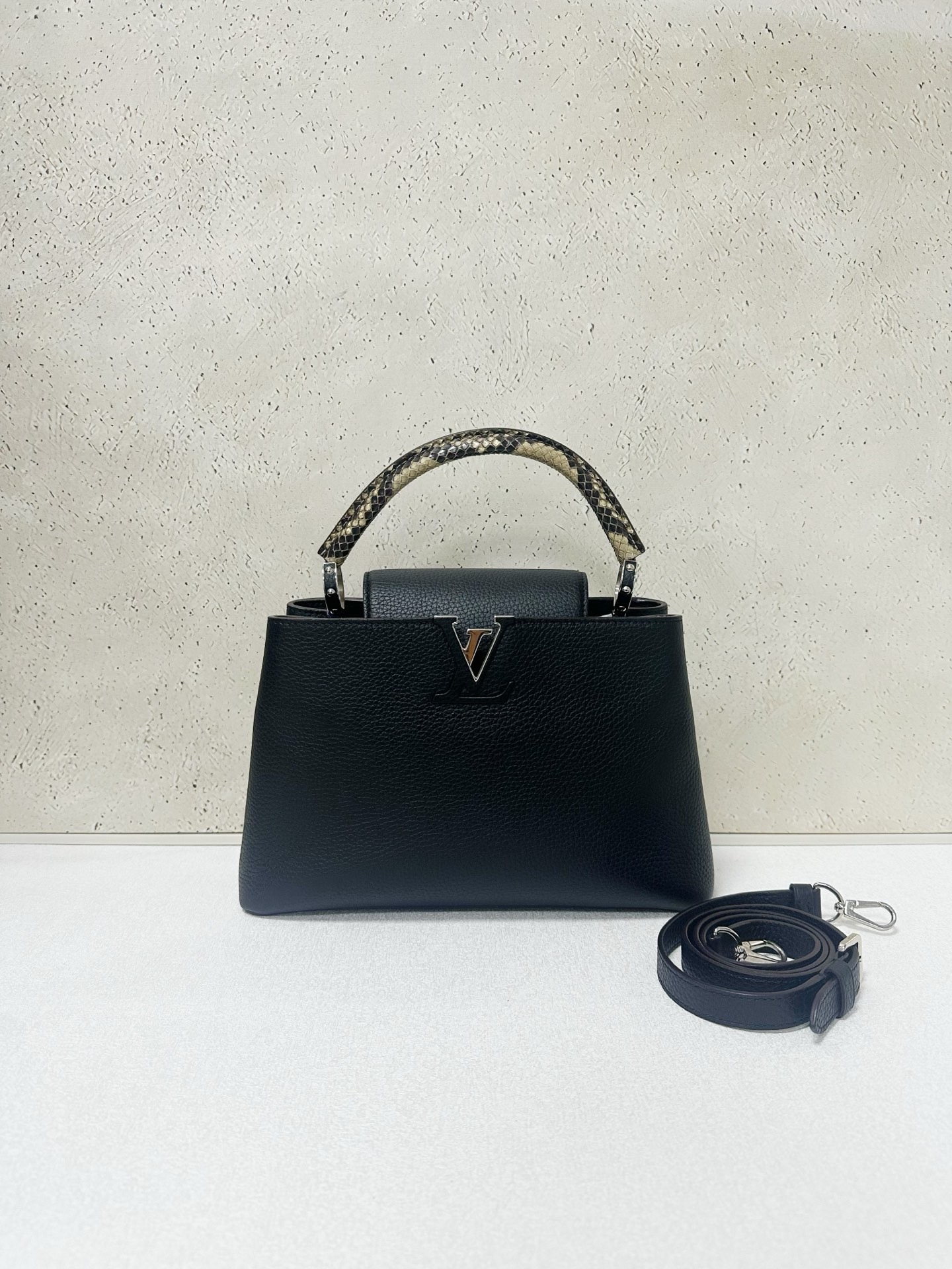 Louis Vuitton Capucines MM Black Leather Python Top Handle Limited Edition