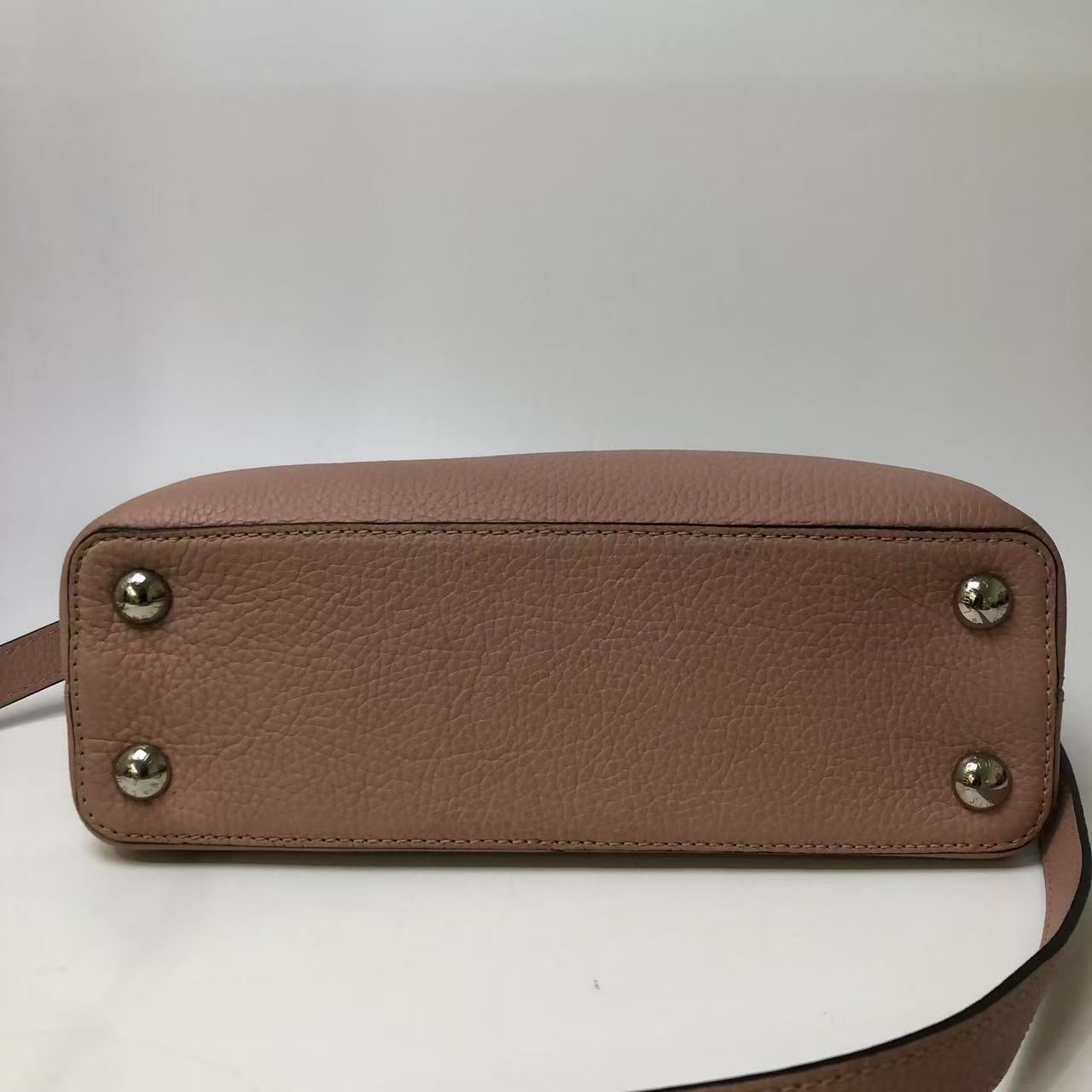 Louis Vuitton Capucines MM Pink Gelato & Python Top Handle Louis Vuitton Capucines MM Pink Gelato & Python Top Handle