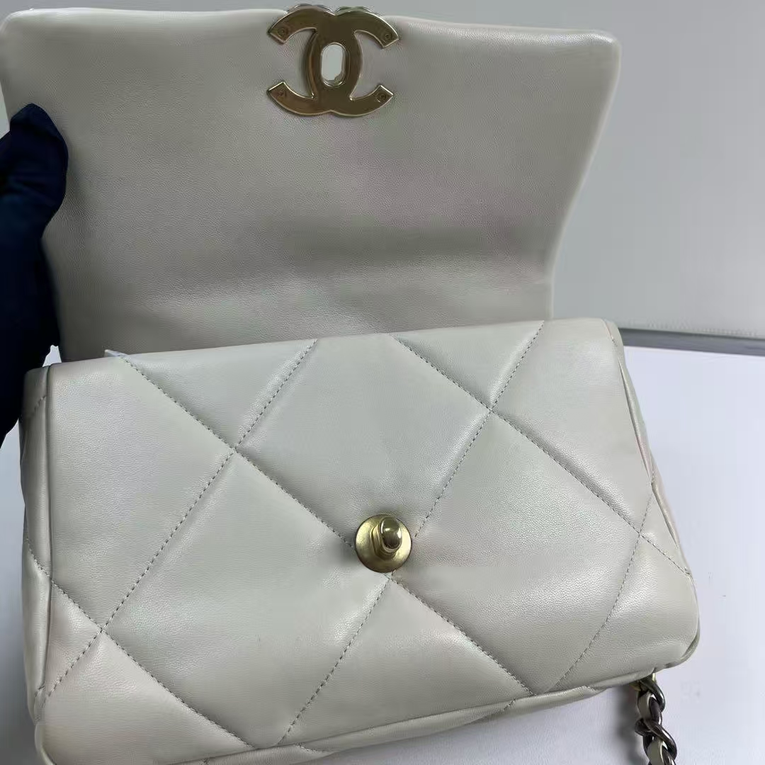 CHANEL 19 Flap Cream Bag CHANEL 19 Flap Cream Bag