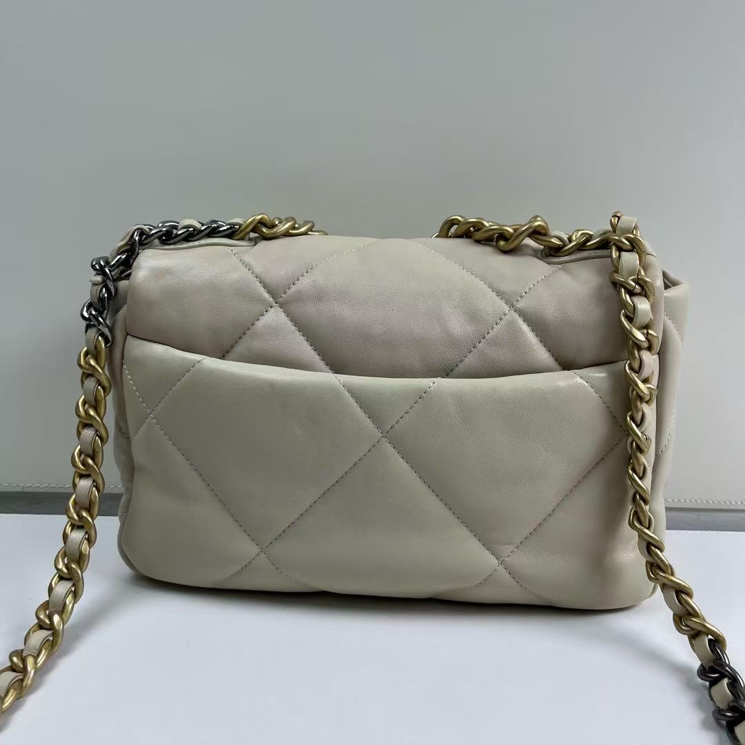 CHANEL 19 Flap Cream Bag CHANEL 19 Flap Cream Bag