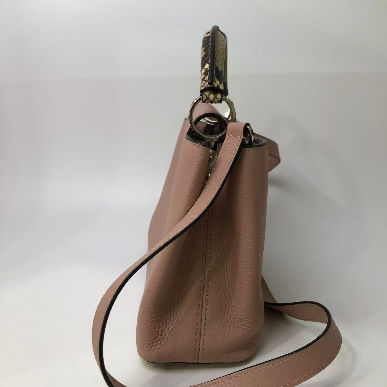Louis Vuitton Capucines MM Pink Gelato & Python Top Handle Louis Vuitton Capucines MM Pink Gelato & Python Top Handle