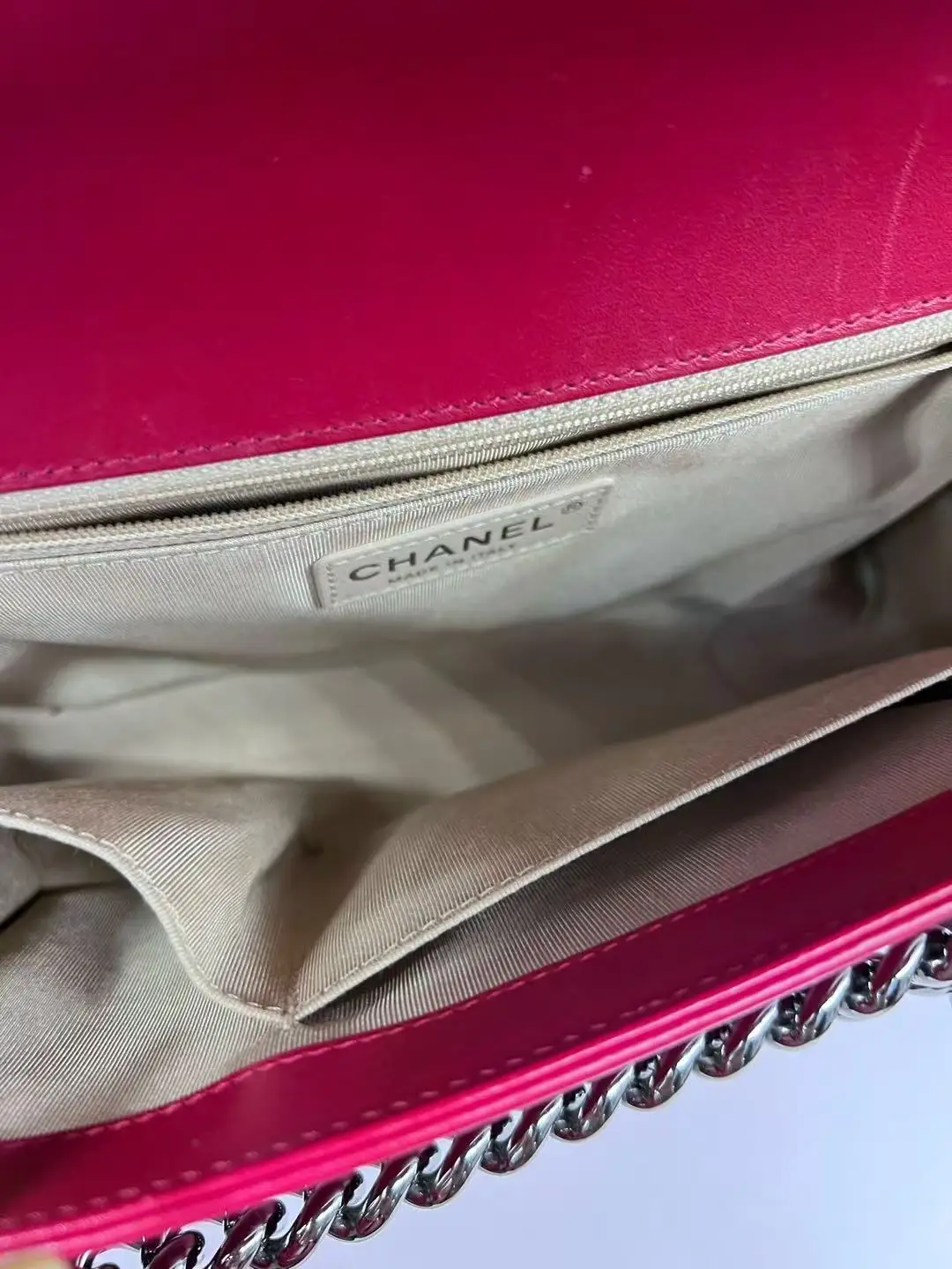 CHANEL Medium Boy Bag Pink Quilted Calfskin CHANEL Medium Boy Bag Pink Quilted Calfskin