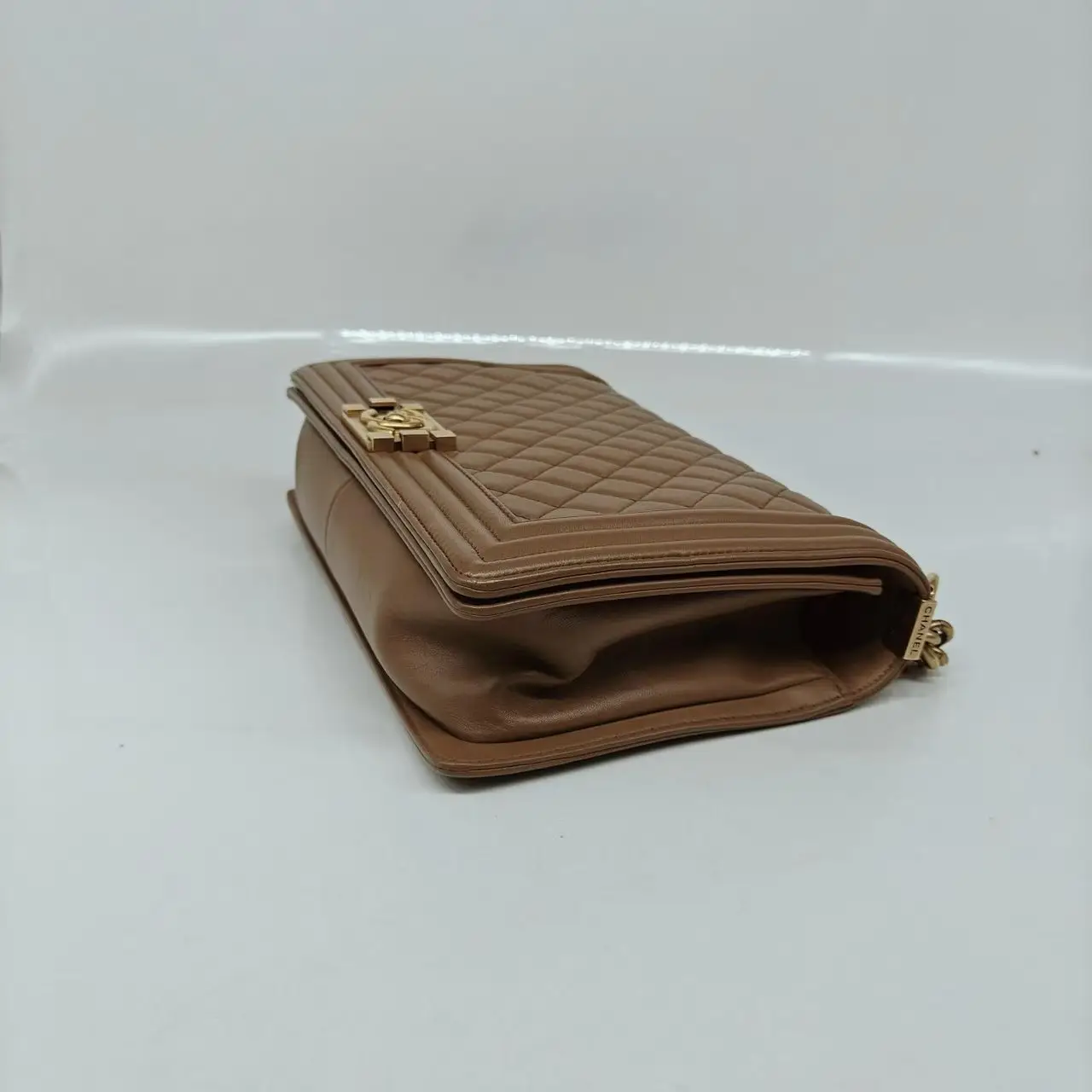 CHANEL Medium Boy Bag Beige Lambskin Gold Hardware CHANEL Medium Boy Bag Beige Lambskin Gold Hardware