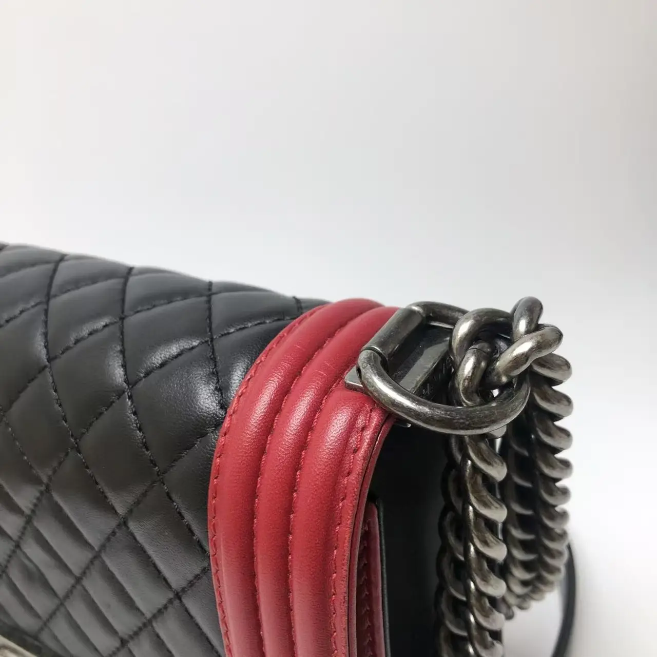 Chanel Black Red Bicolour Quilted Leather Medium Boy Bag Chanel Black Red Bicolour Quilted Leather Medium Boy Bag