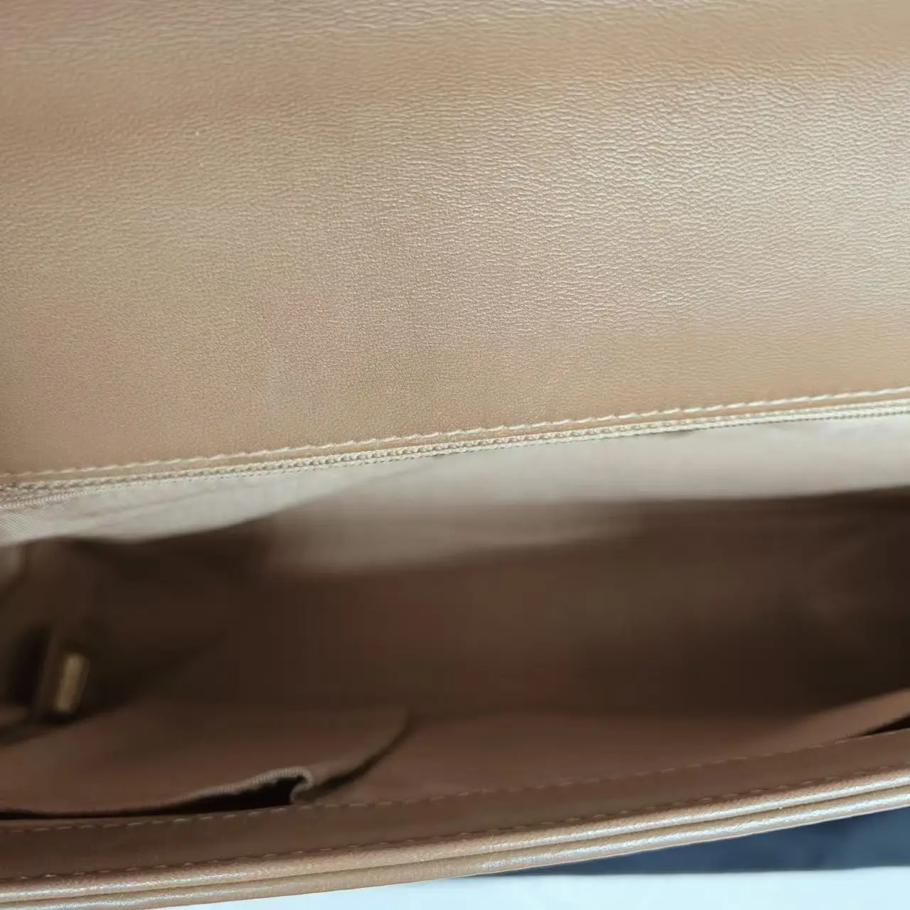 CHANEL Medium Boy Bag Beige Lambskin Gold Hardware CHANEL Medium Boy Bag Beige Lambskin Gold Hardware