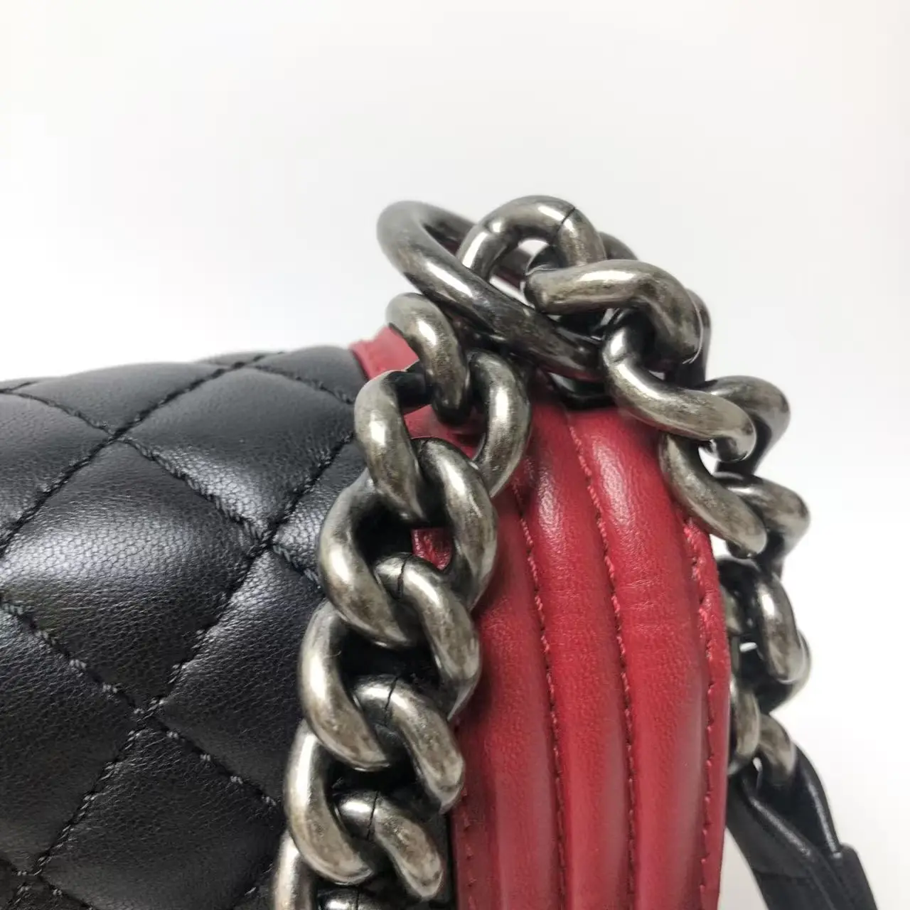 Chanel Black Red Bicolour Quilted Leather Medium Boy Bag Chanel Black Red Bicolour Quilted Leather Medium Boy Bag