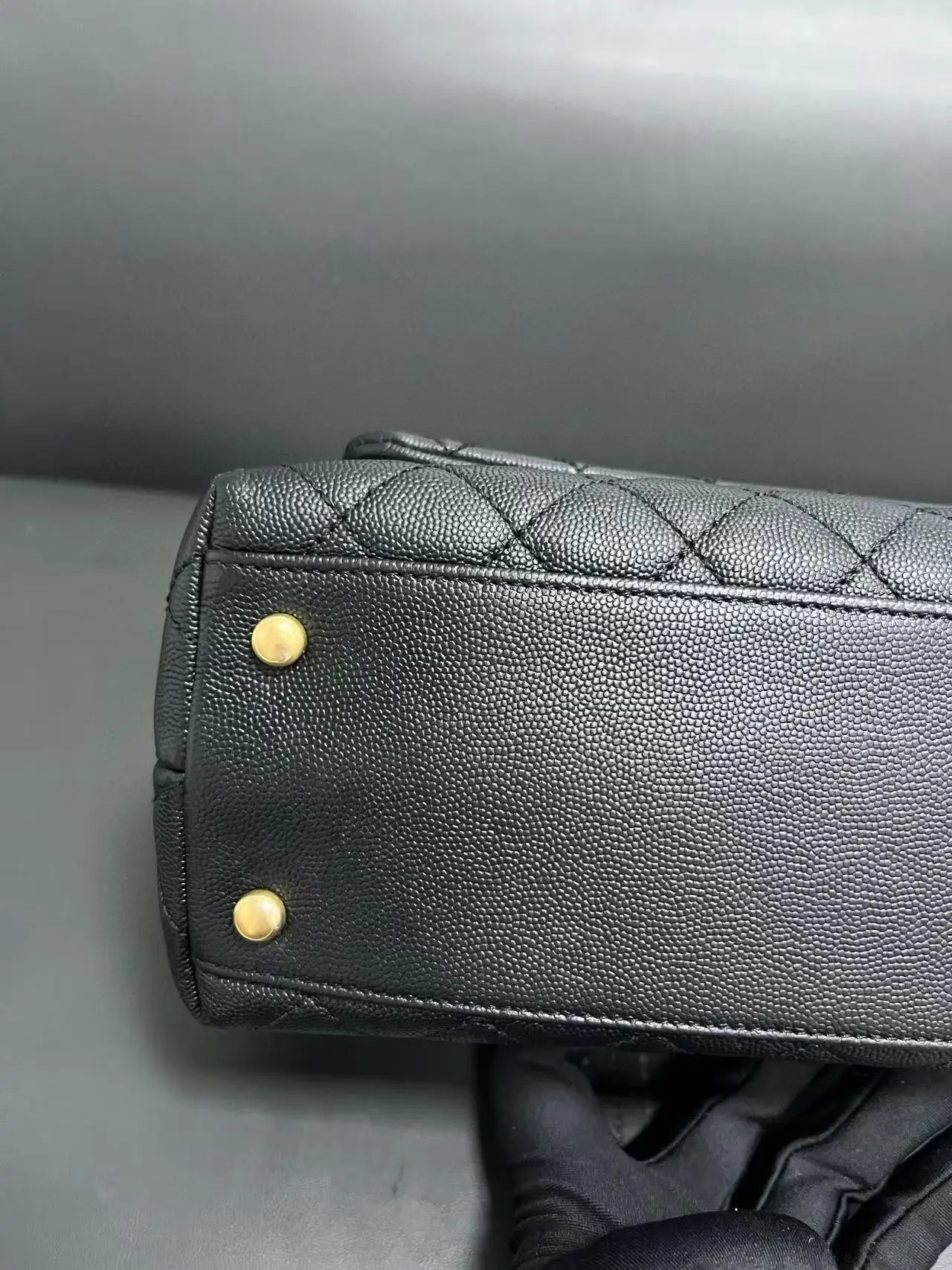 CHANEL Coco Handle Bag Caviar Large CHANEL Coco Handle Bag Caviar Large