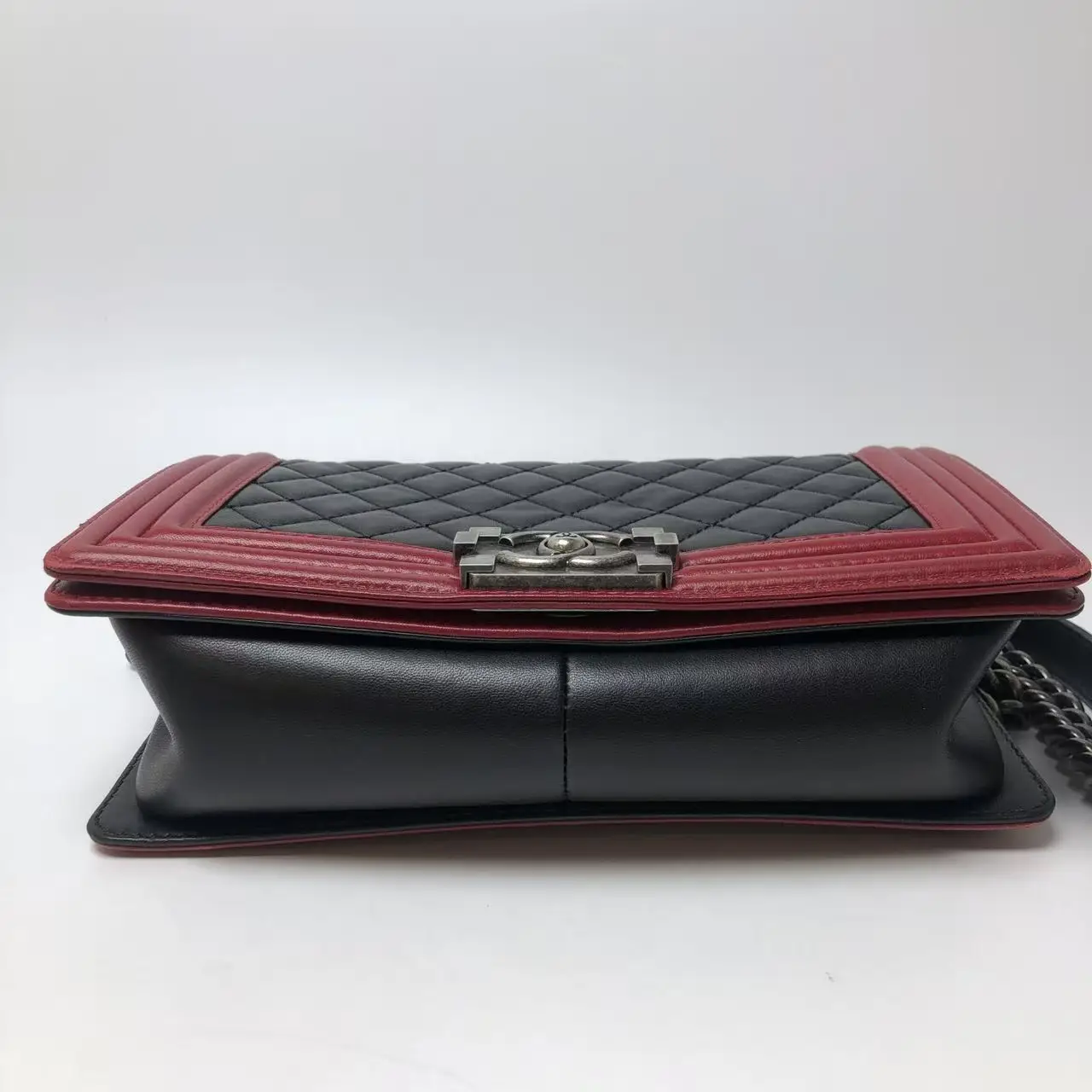 Chanel Black Red Bicolour Quilted Leather Medium Boy Bag Chanel Black Red Bicolour Quilted Leather Medium Boy Bag