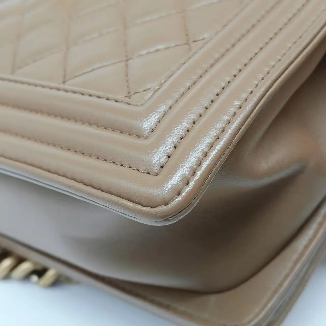 CHANEL Medium Boy Bag Beige Lambskin Gold Hardware CHANEL Medium Boy Bag Beige Lambskin Gold Hardware